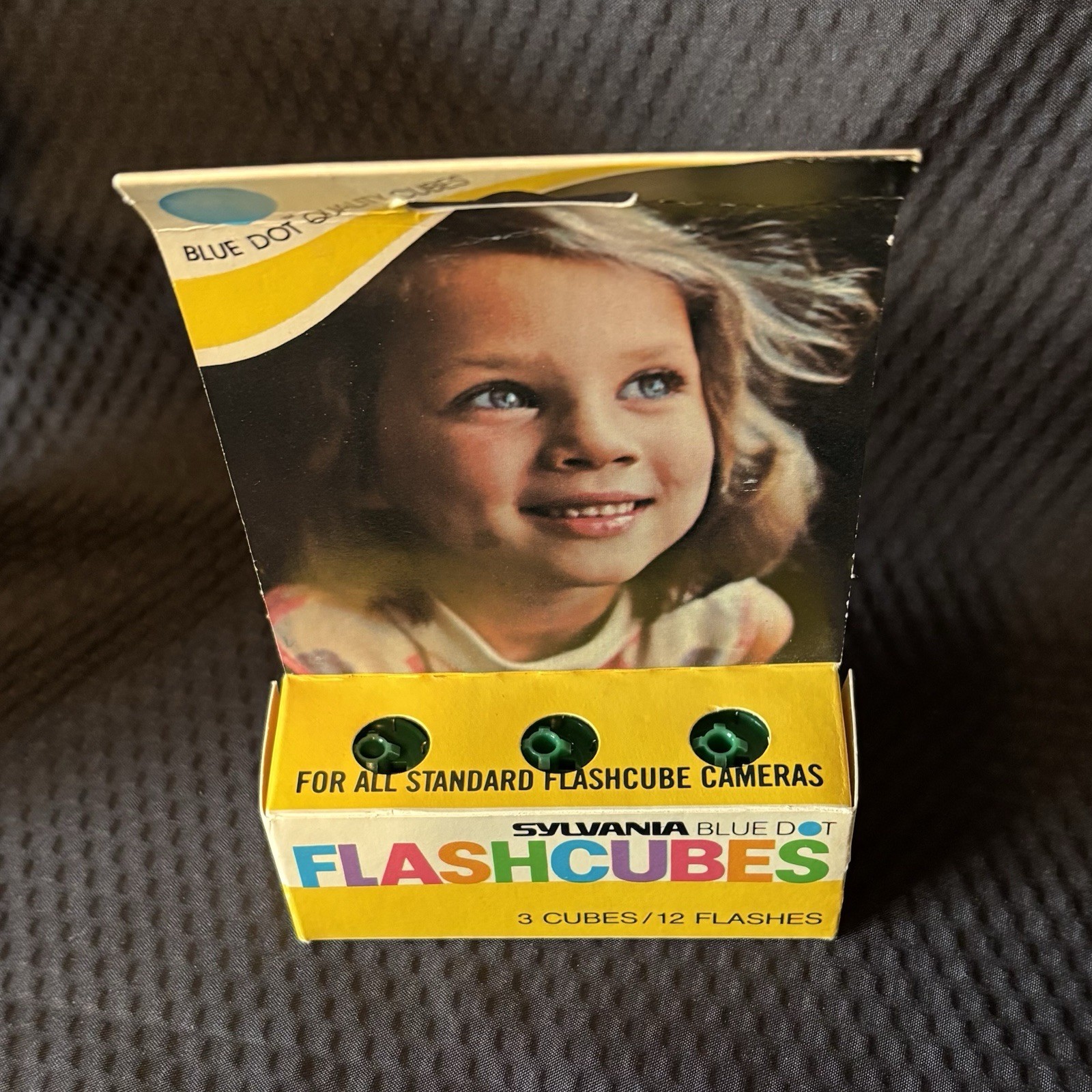 Sylvania Blue Dot Flashcubes 3-Pack 12 Flashes – NEW – Vintage