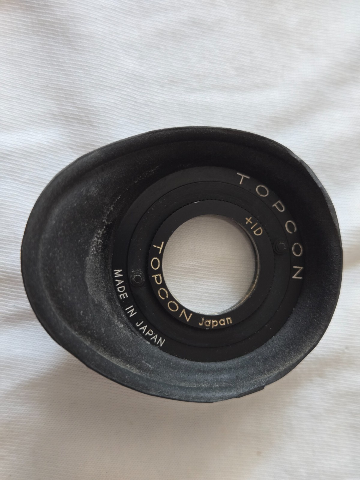 Topcon Rubber Eye Cup Model 3 with +1D diopter in Good User Condition
