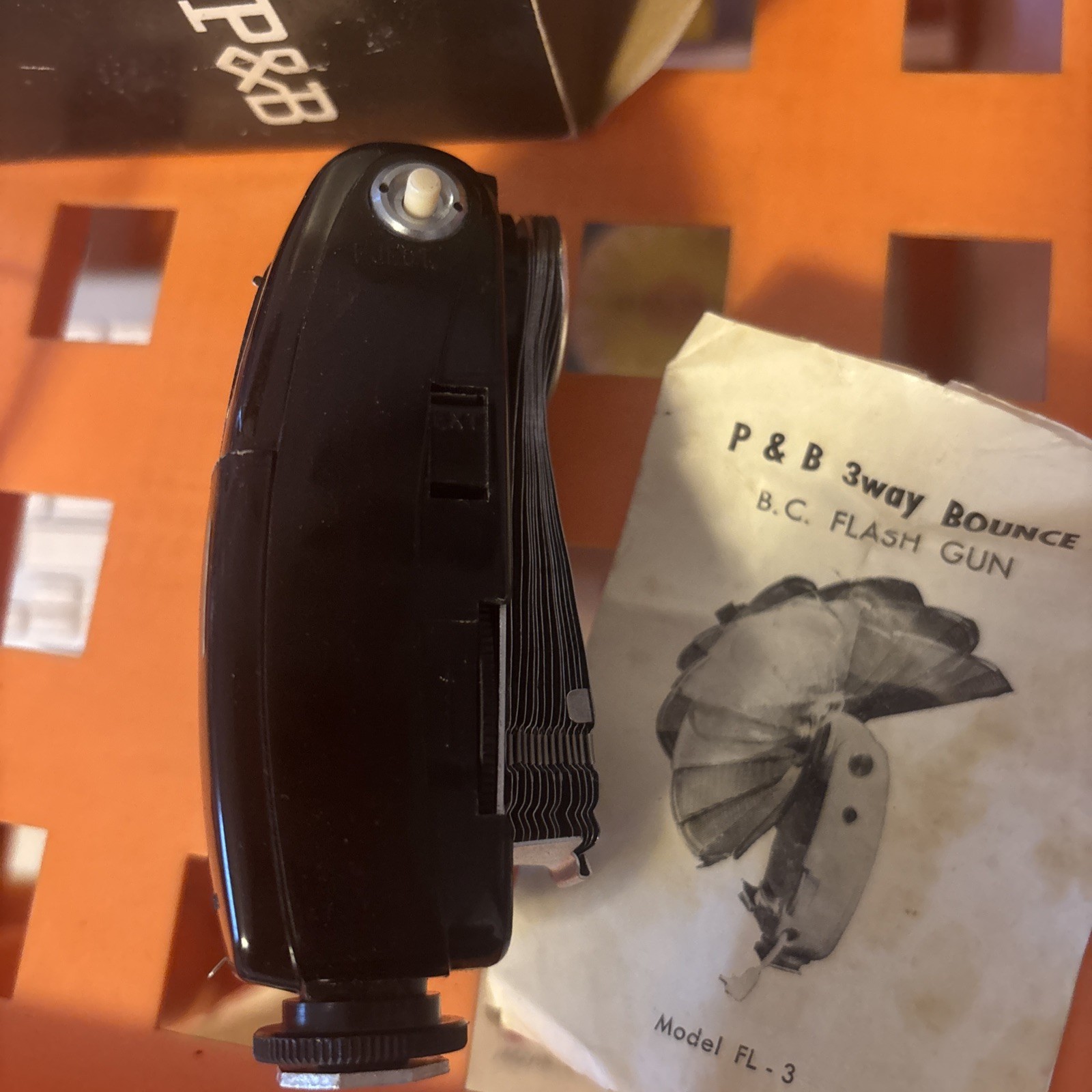 Vintage P & B 3-Way Camera Flash Device. Unknown Working Condition