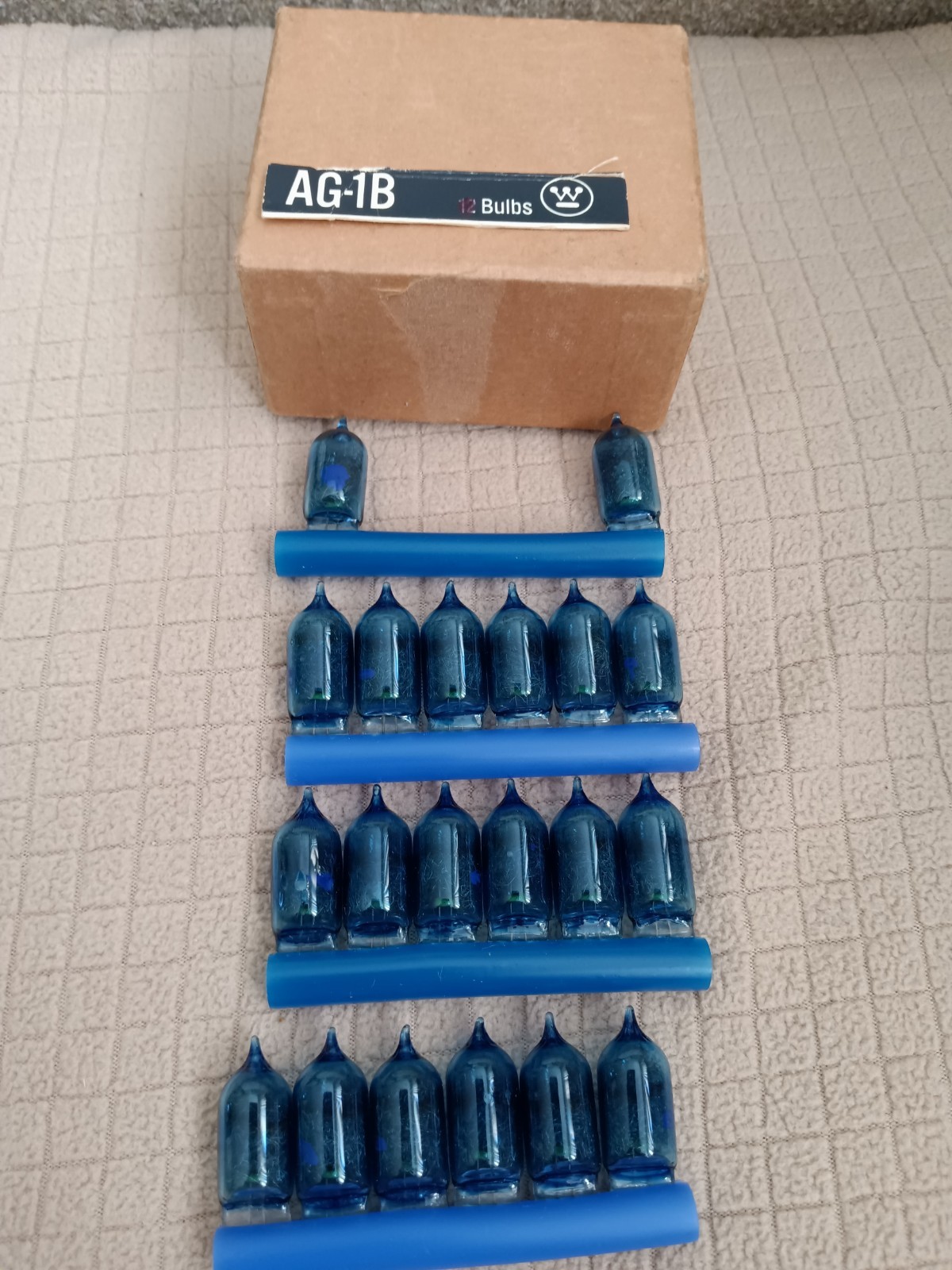 AG-1B Blue Dot Bulbs