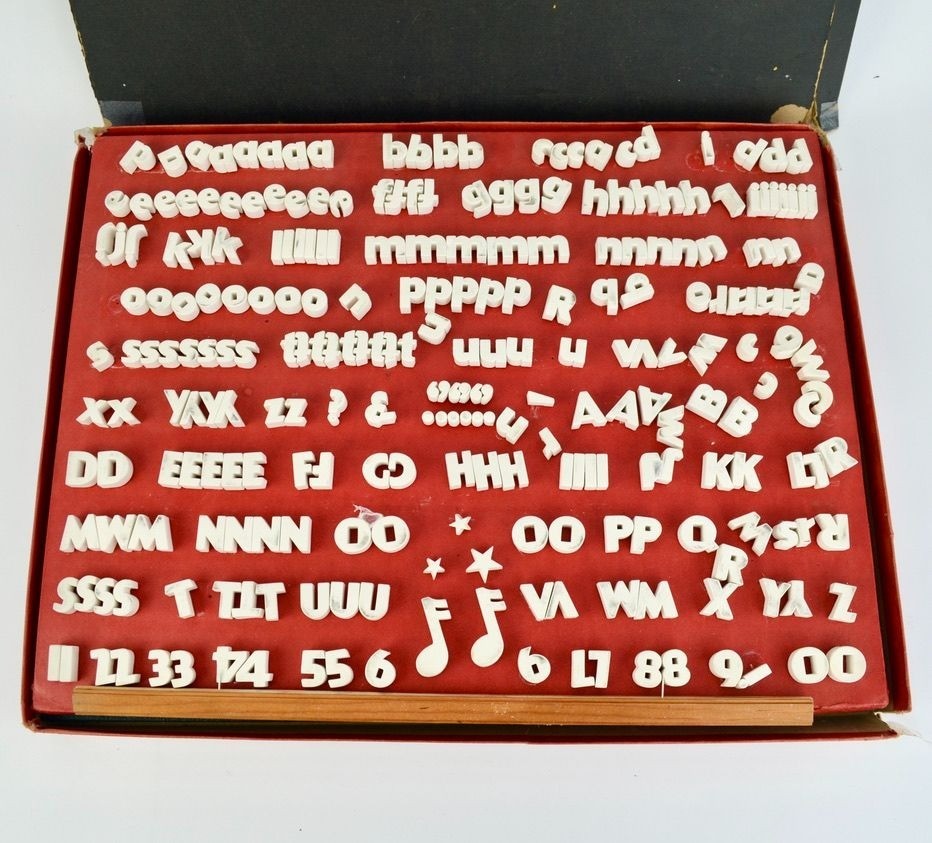Mittens Professional Movie Titlers Set PLT-3 Vintage