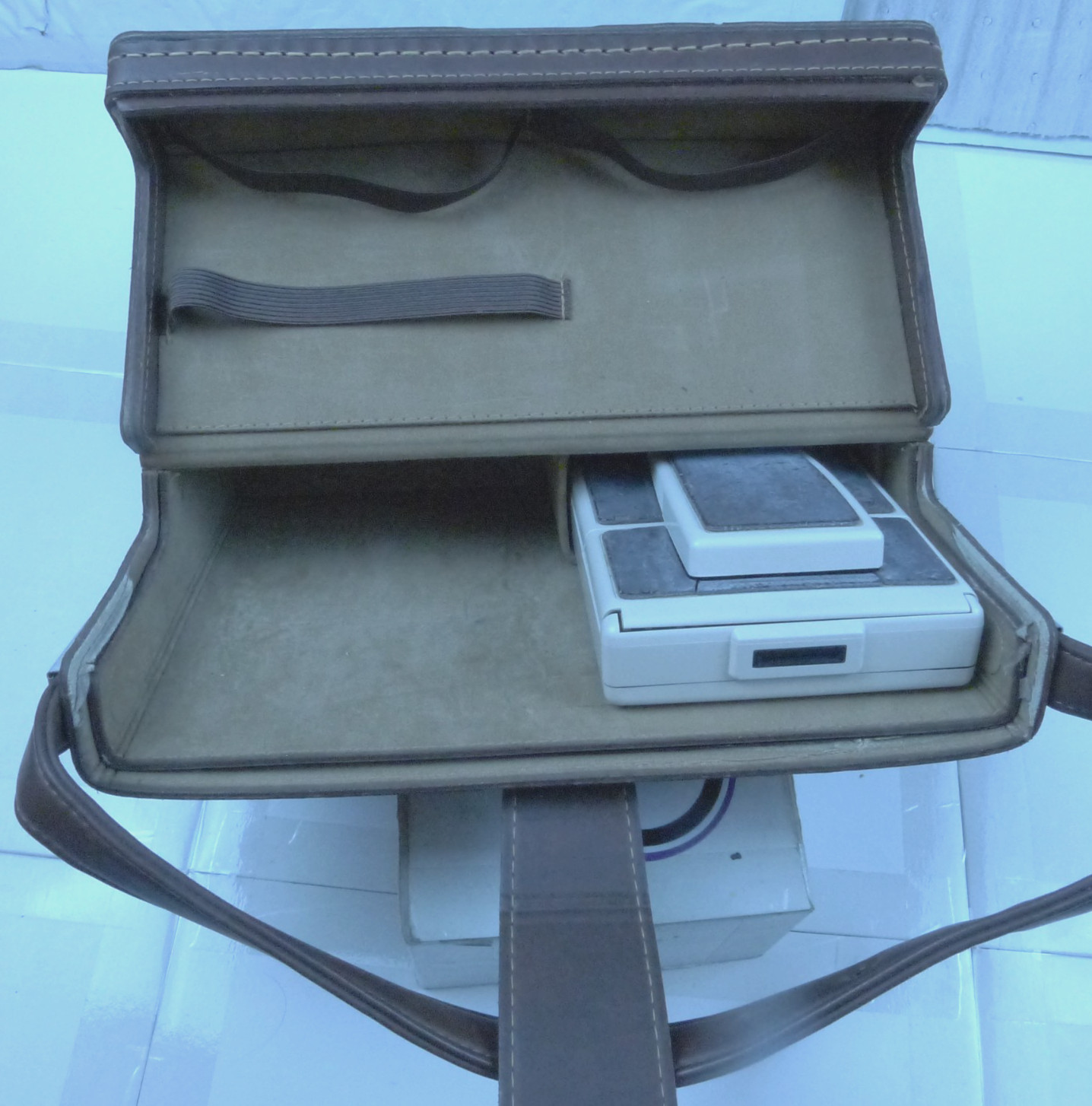 Polaroid Leather Compartment Case for Folding SX-70 Tan Camera & Accessories B