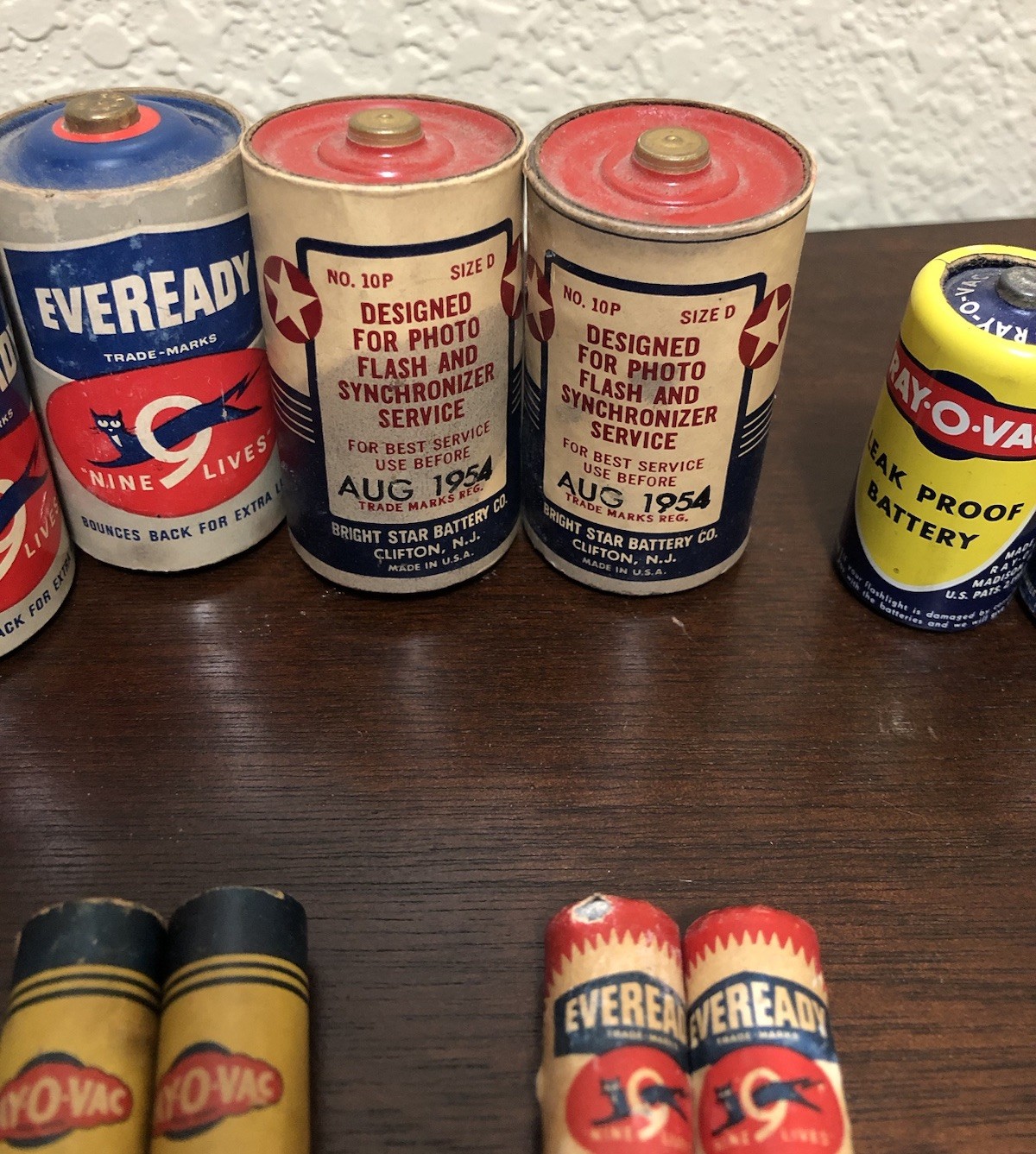 Vintage Photo Battery Lot Great Display Graphics Bright Star Eveready 16 Pcs