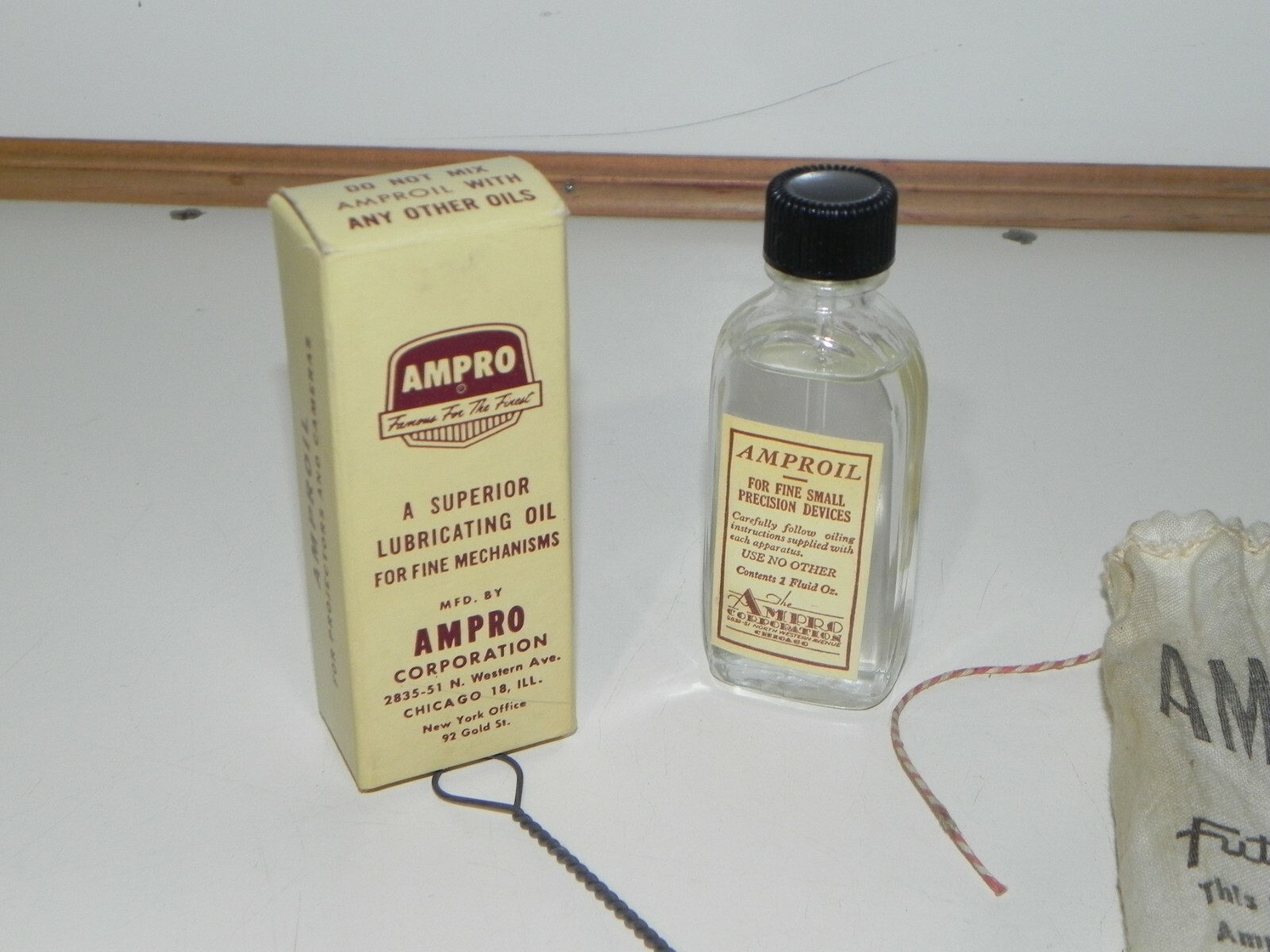 Vintage New AMPRO Movie Projector oil in Original box with bag and cleaning tool