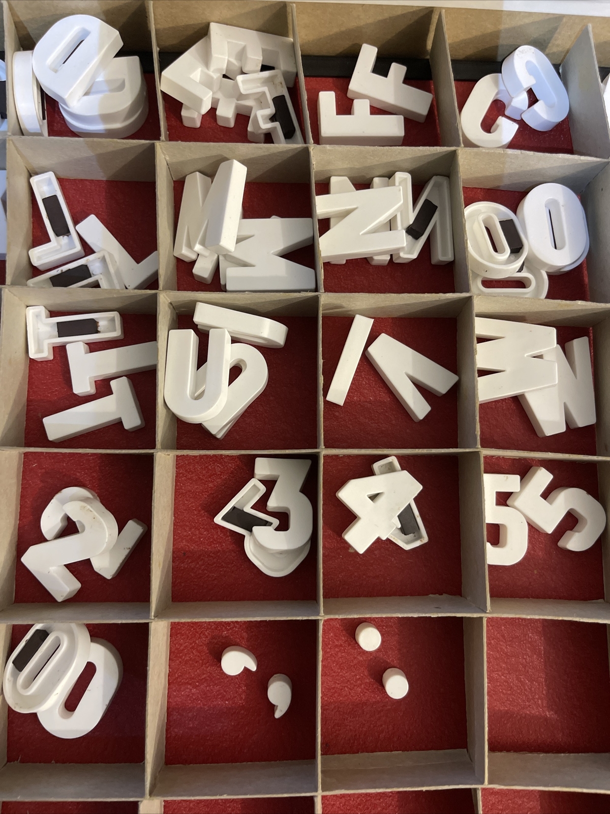 Vintage Film Home Movie Titler in Box Magnetic Letters Complete Kit 12” X 16”