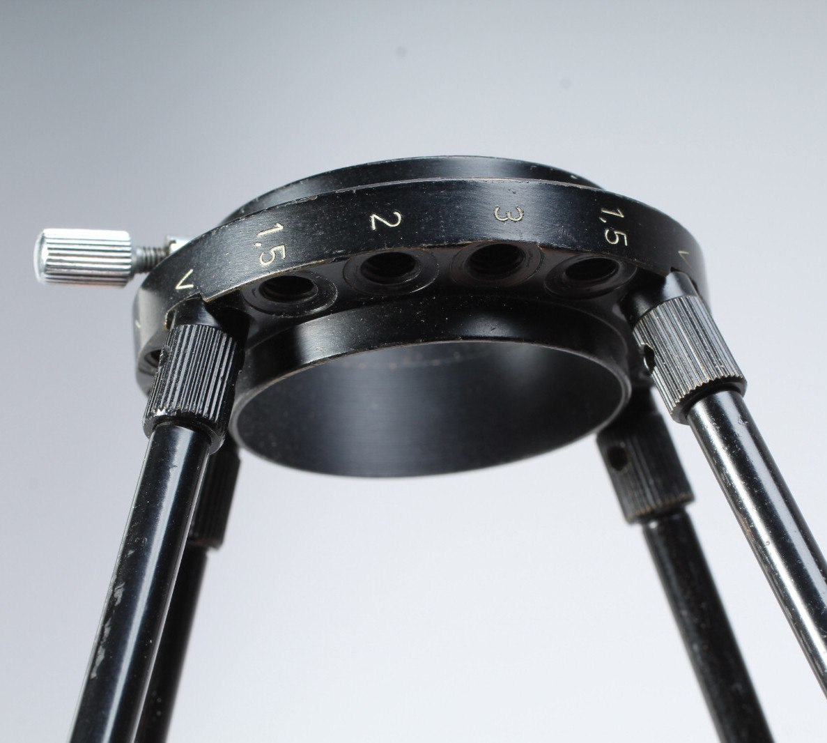 LEITZ 16520 BEHOO COPY STAND W EXTENSION TUBES FOR 5CM ELMAR & SUMMAR LEICA