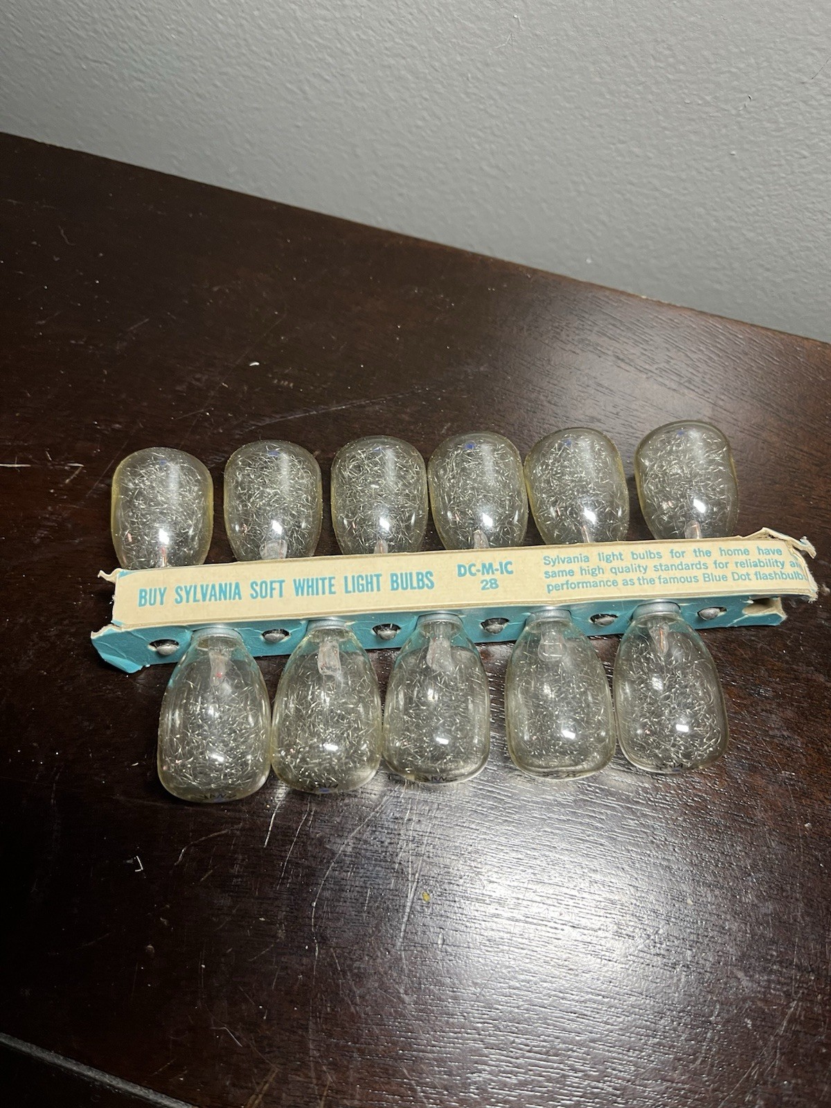 11 M3 Sylvania Clear Blue Dot Flashbulbs Original Box