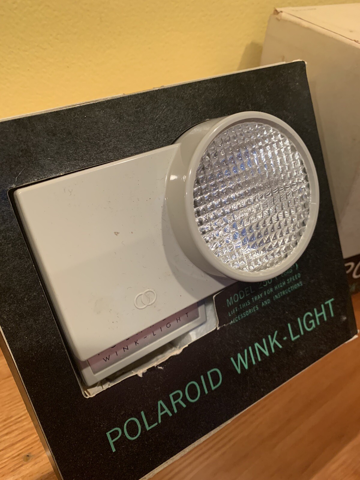 Polaroid Wink-Light Model 250 In Box / Photography Vintage