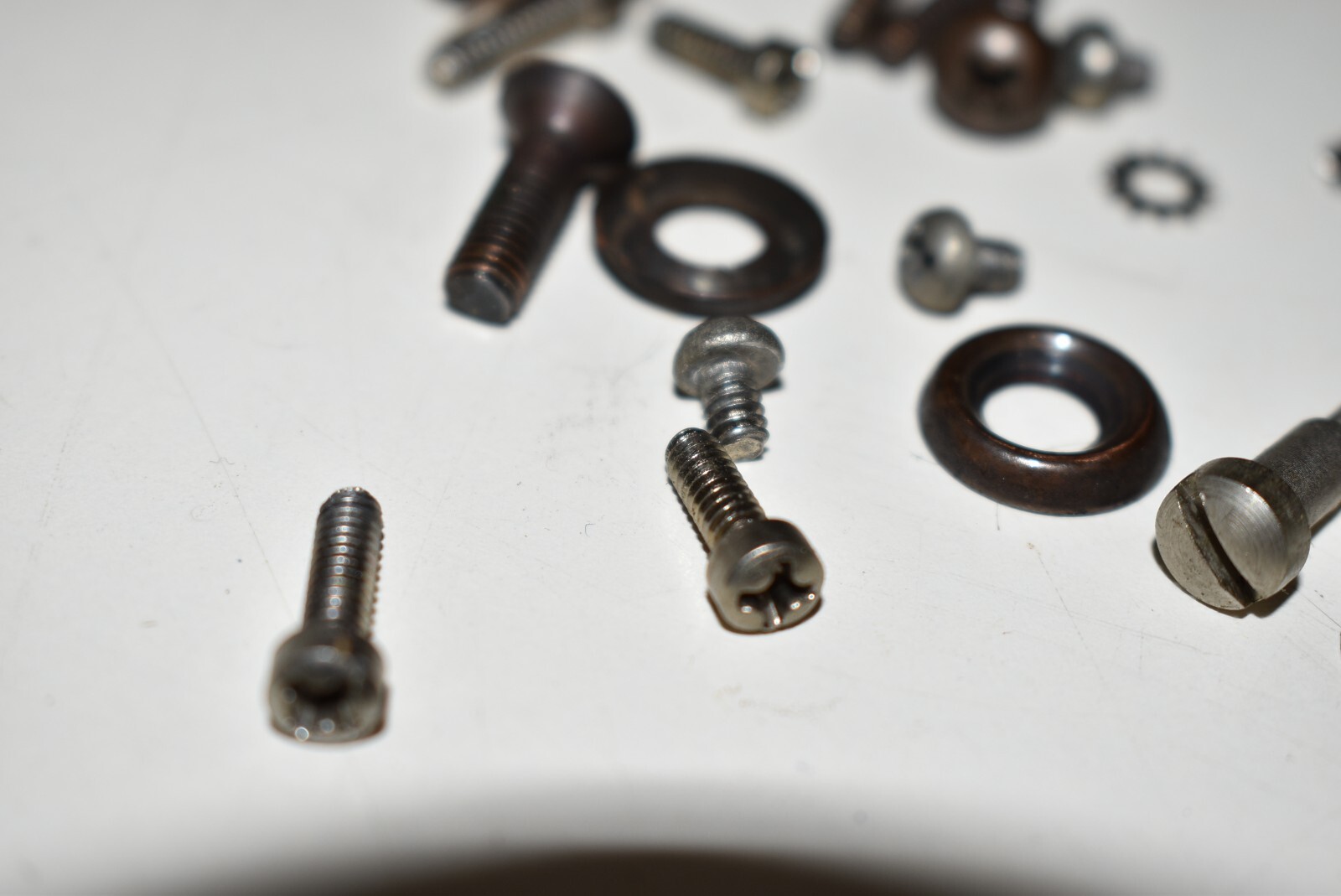Ampro Futurist 8 Parts: Misc Screws and other pieces