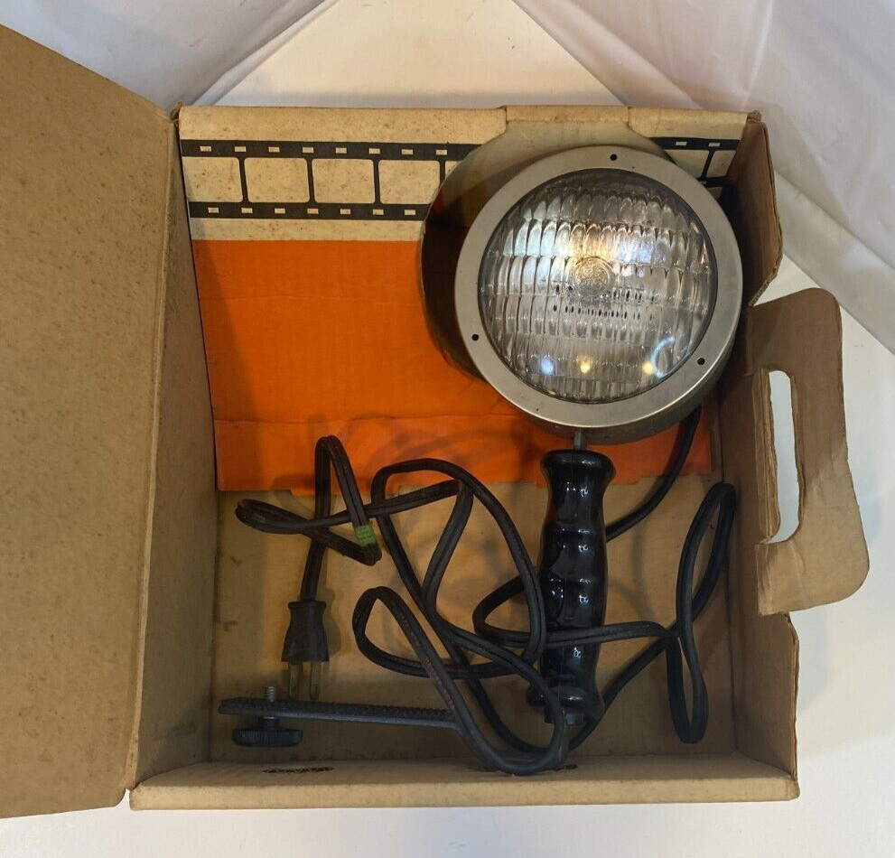 Vintage- KENCO MOVIE LIGHT in box – 850D DWA Lamp -Working Movie Lite