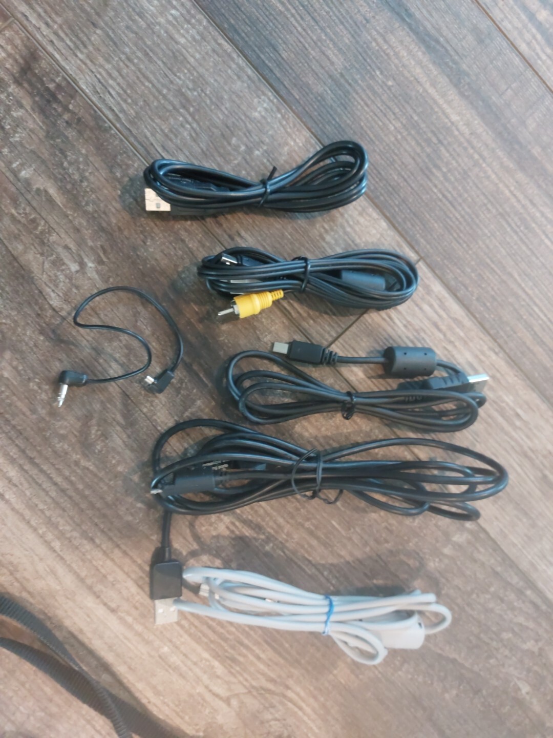 Miscellaneous Camera Parts & Accessories-Straps, Filters, Cords (Minolta Canon)