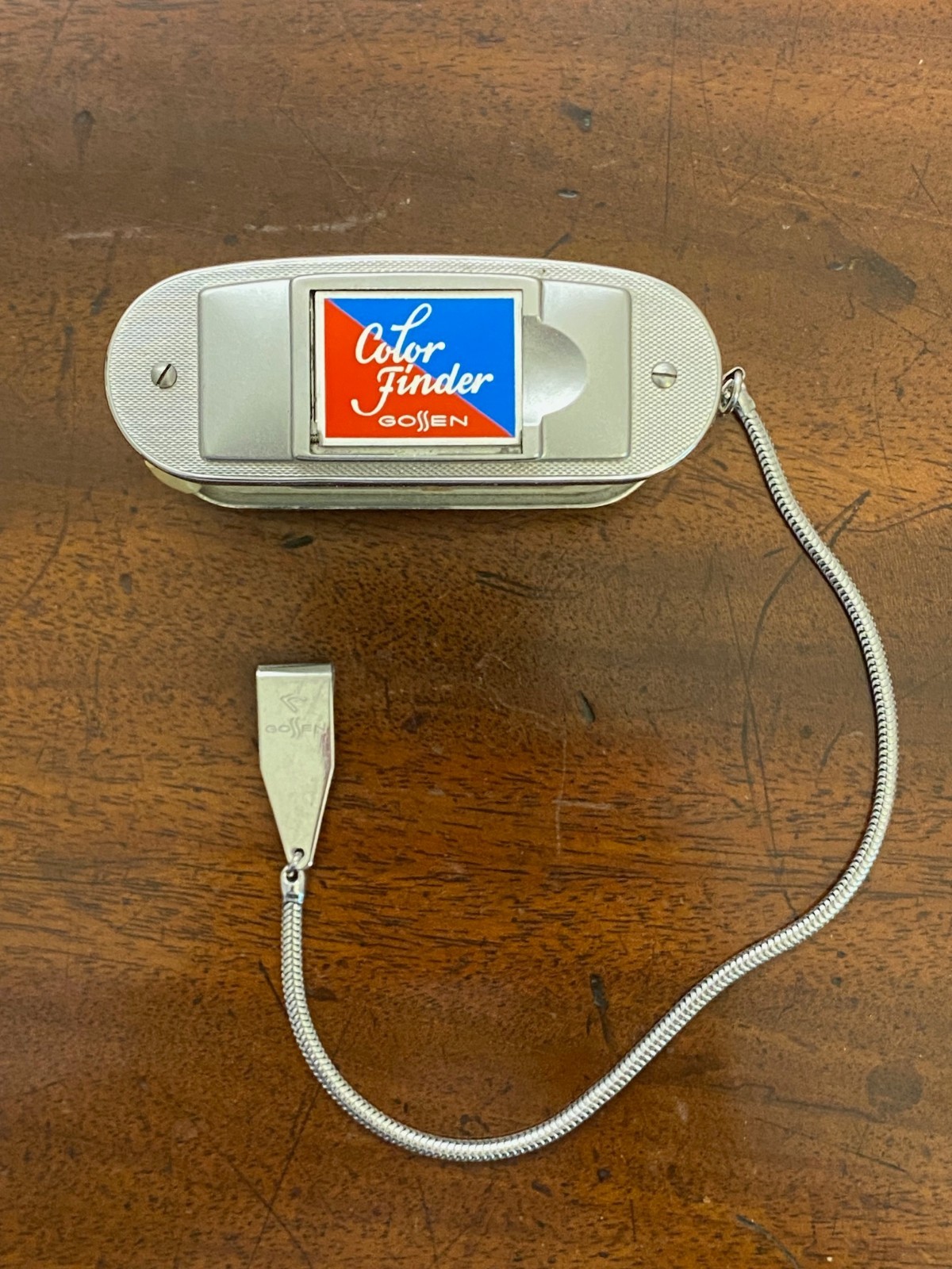Gossen Color Finder, non-operating, with chain.