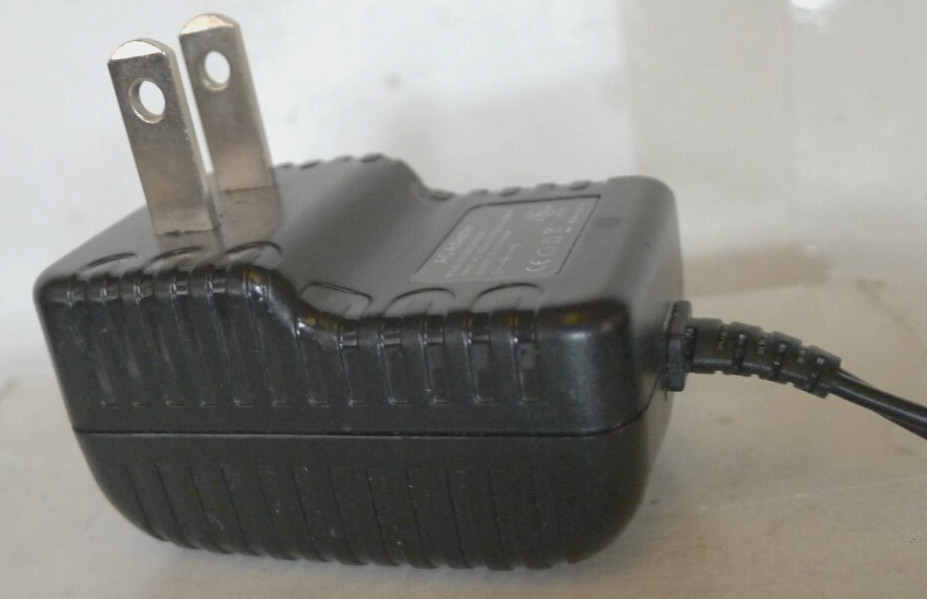 AC Adapter DS1200500W EH-5a 12V for Nikon D7000 Battery Grip MB-D11