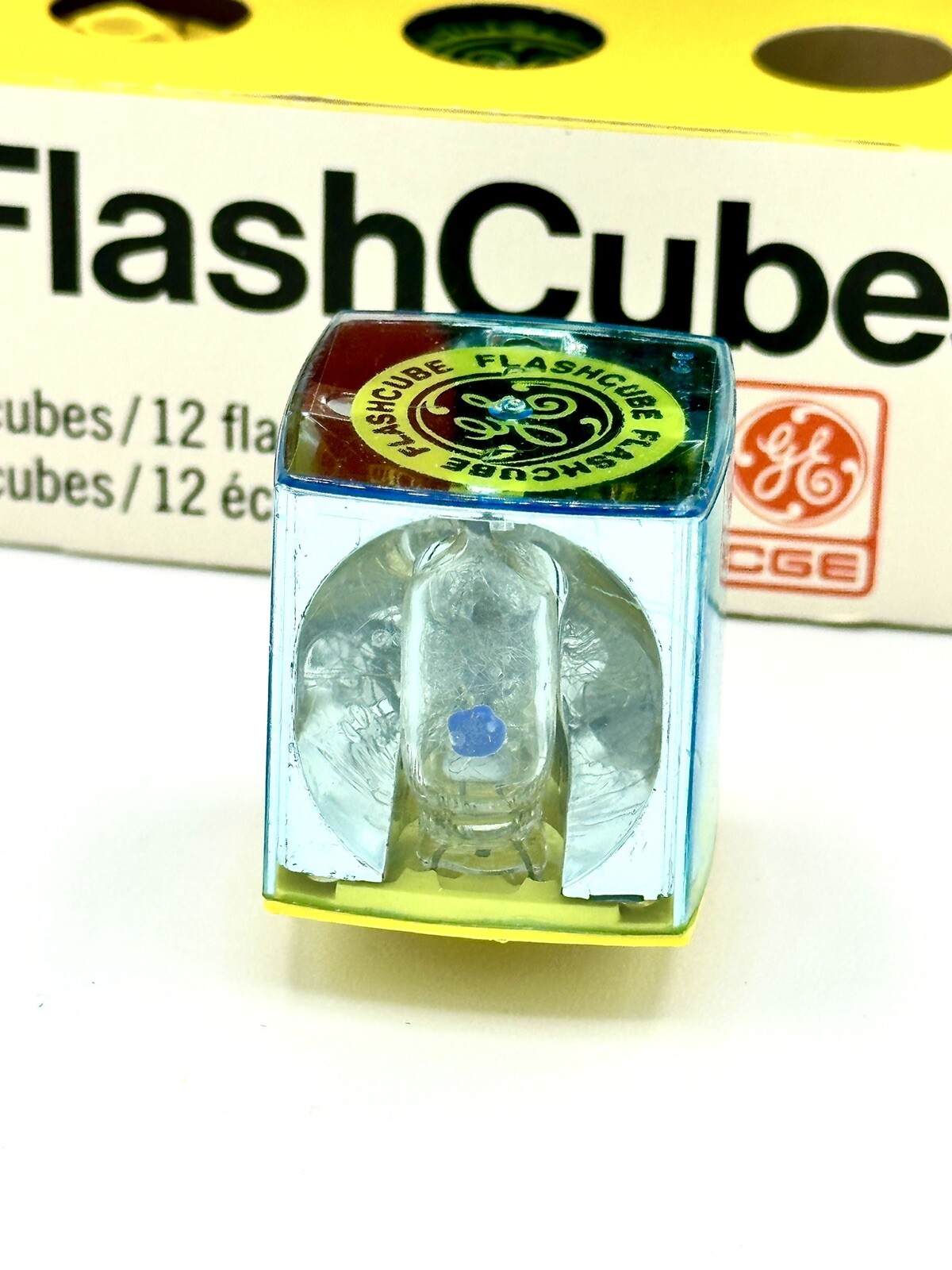 Sylvania Blue Dot Magicubes 3 Cubes 12 Flashes NEW OLD STOCK 1 GE Cube 3 Left