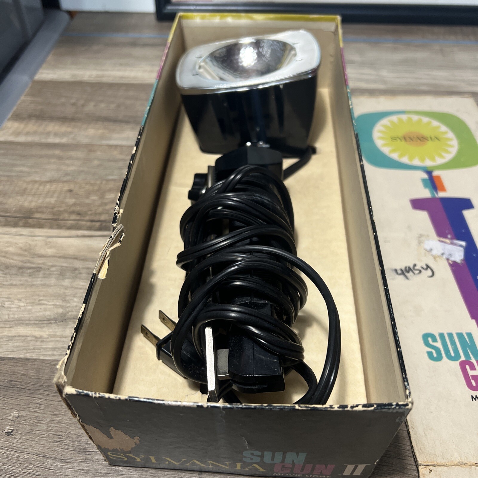 Vintage Sylvania Sun Gun II Movie Light w/Original Box Model SG-55