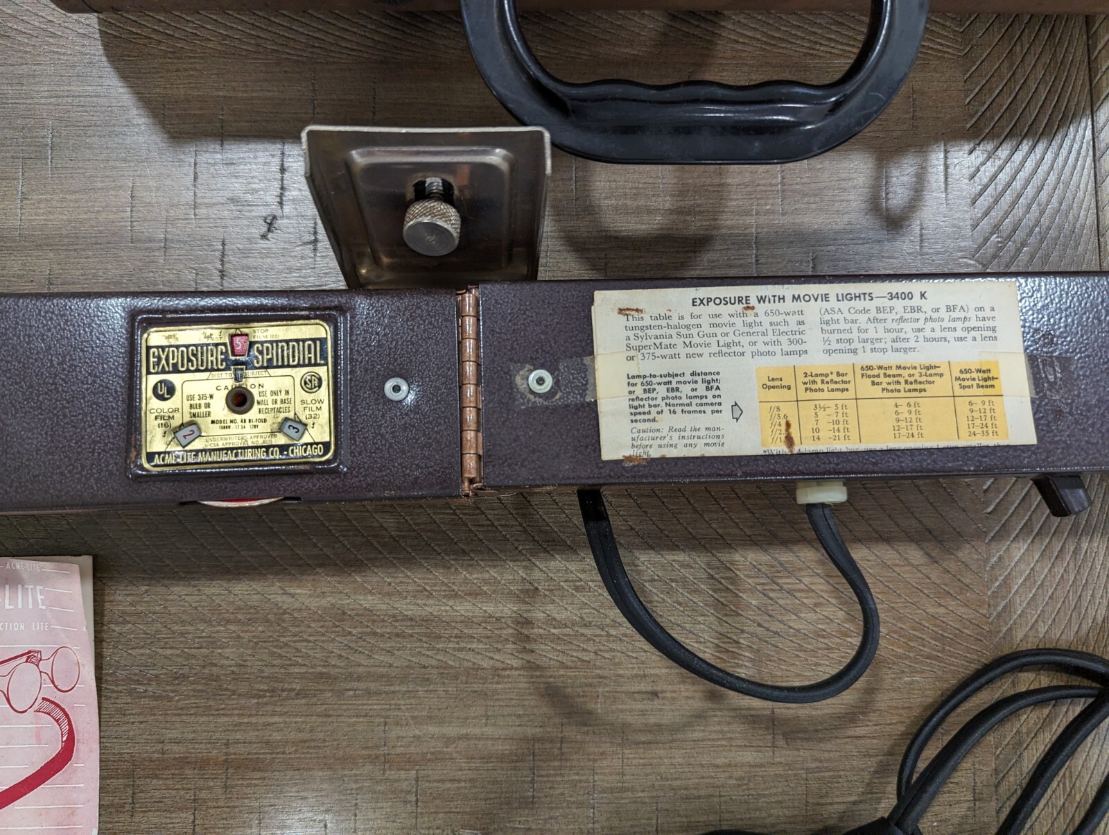 Acme Lite Mov E Lite With Case And Four GE Edison Bulbs-Please Read!