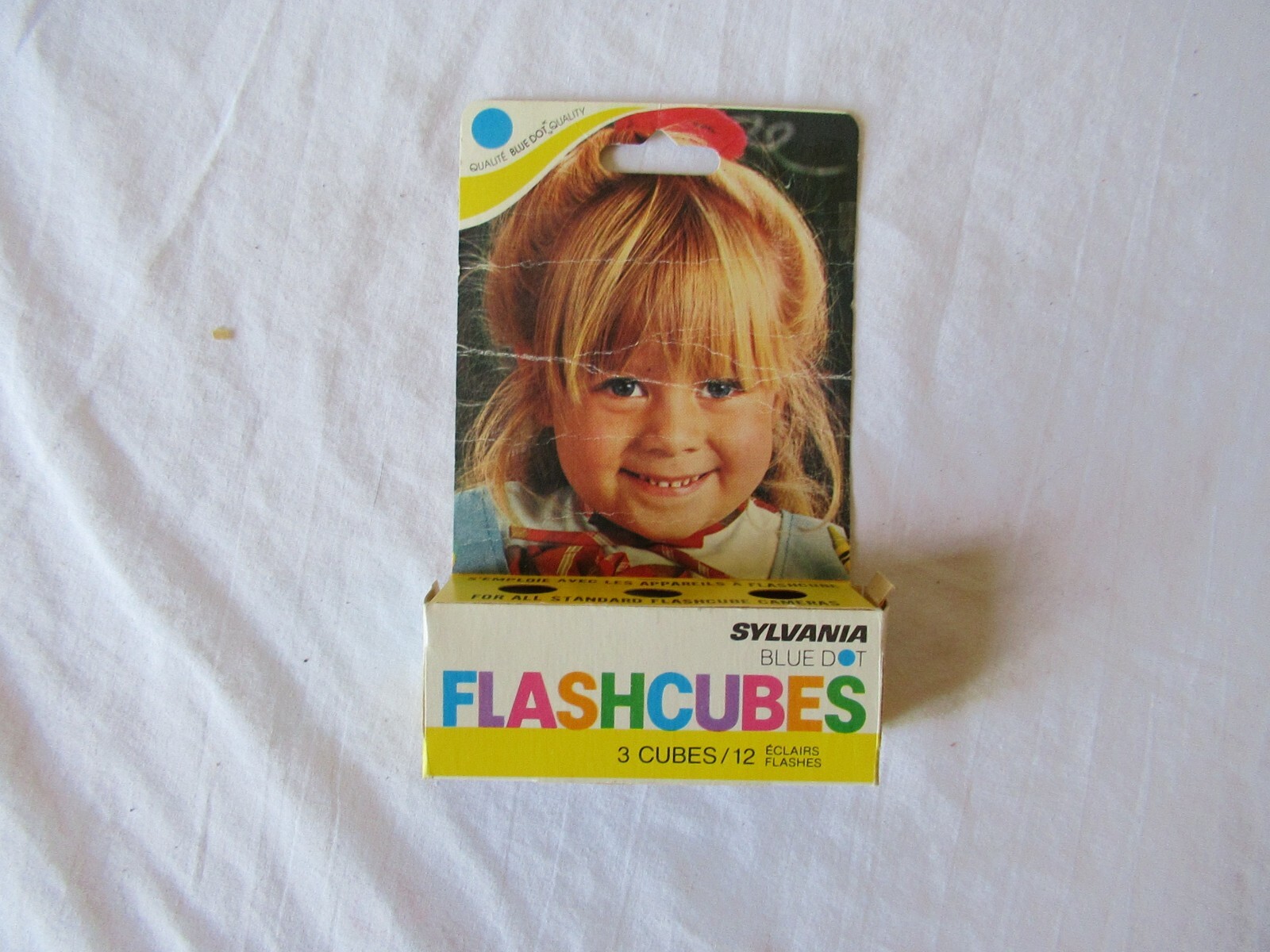 Old Stock 1990’s GTE Sylvania Blue Dot Flash Cubes 2 Cubes