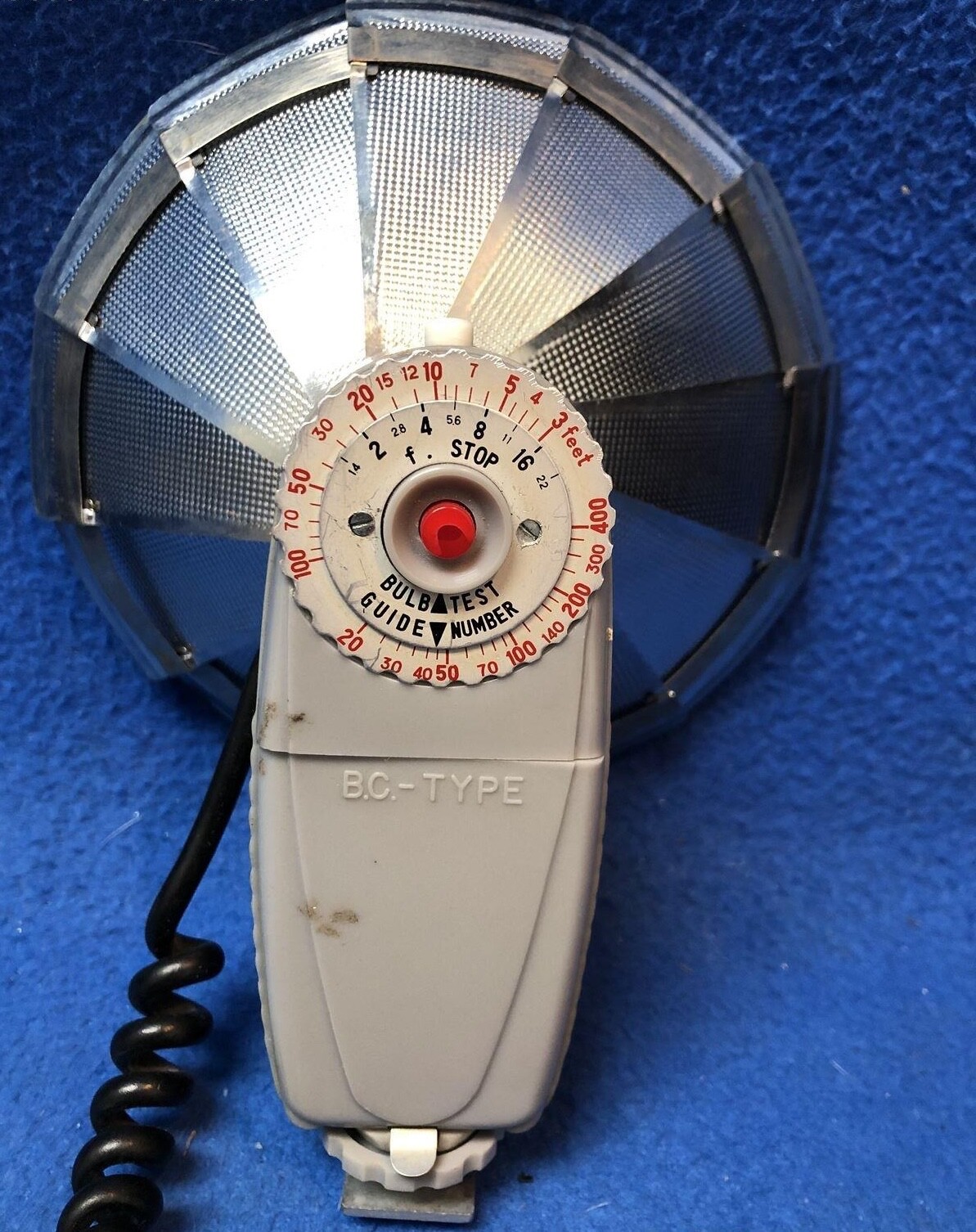 Vintage 1950s Camera Case & Flashes, Walz Flash & Gramercy Aluminum Umbrella