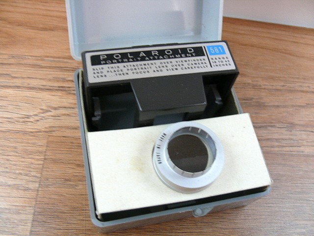 Polaroid Portrait Kit 581 for Polaroid Color Pack cameras