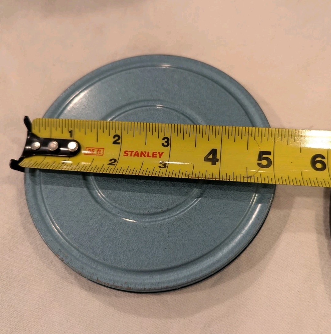 Vintage Compco Corp. 8mm/200ft 5” Blue Film Reel Canister and Reel Universal