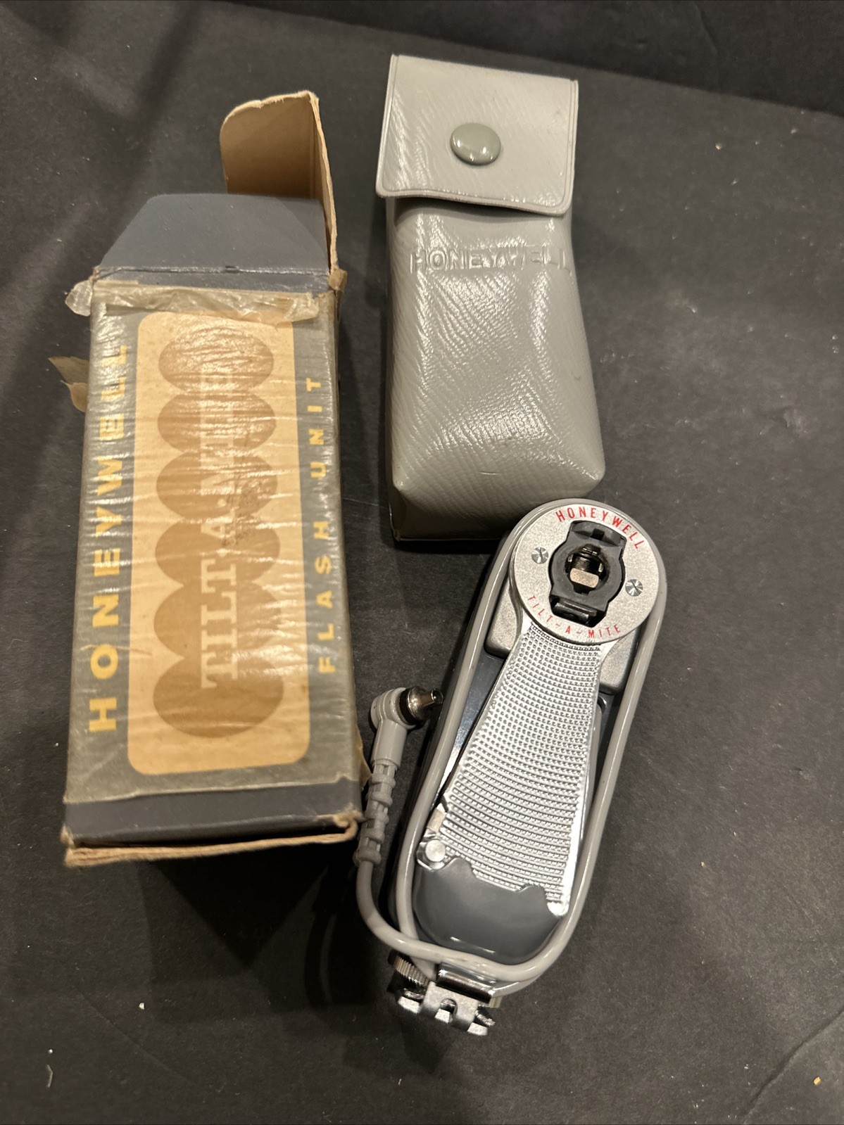 VINTAGE Kodak Standard Flasholder With Original Box Sell As Pictured #R37