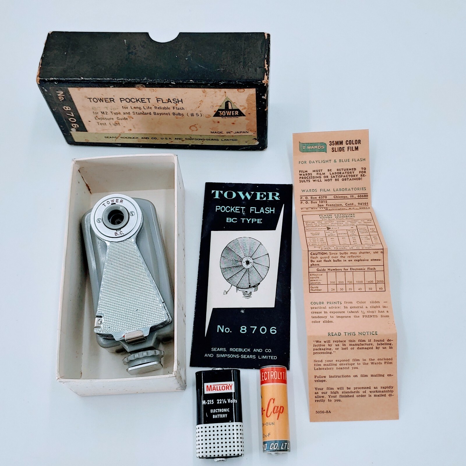TOWER POCKET FLASH 8706 OLD VINTAGE FILM PHOTOGRAPHY SEARS ROEBUCK REFLECTOR. PO