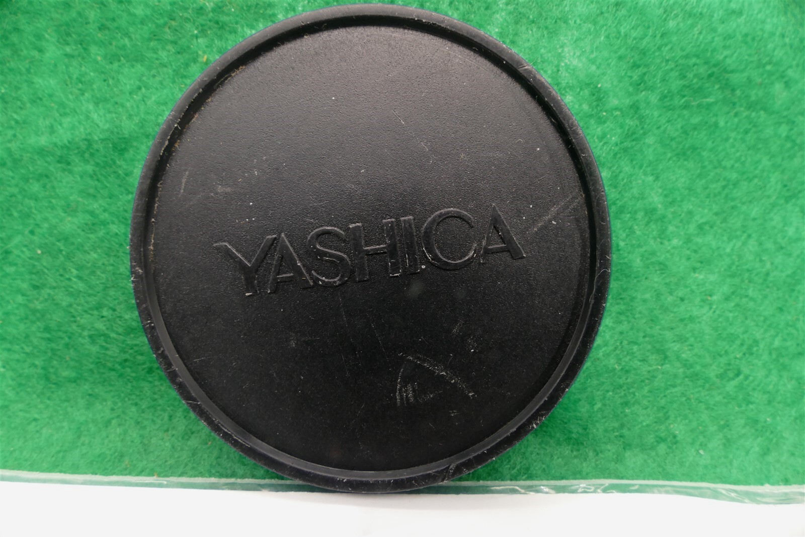 Yashica Vintage Plastic Push On 57mm (55mm Filter) Lens Cap / Cover