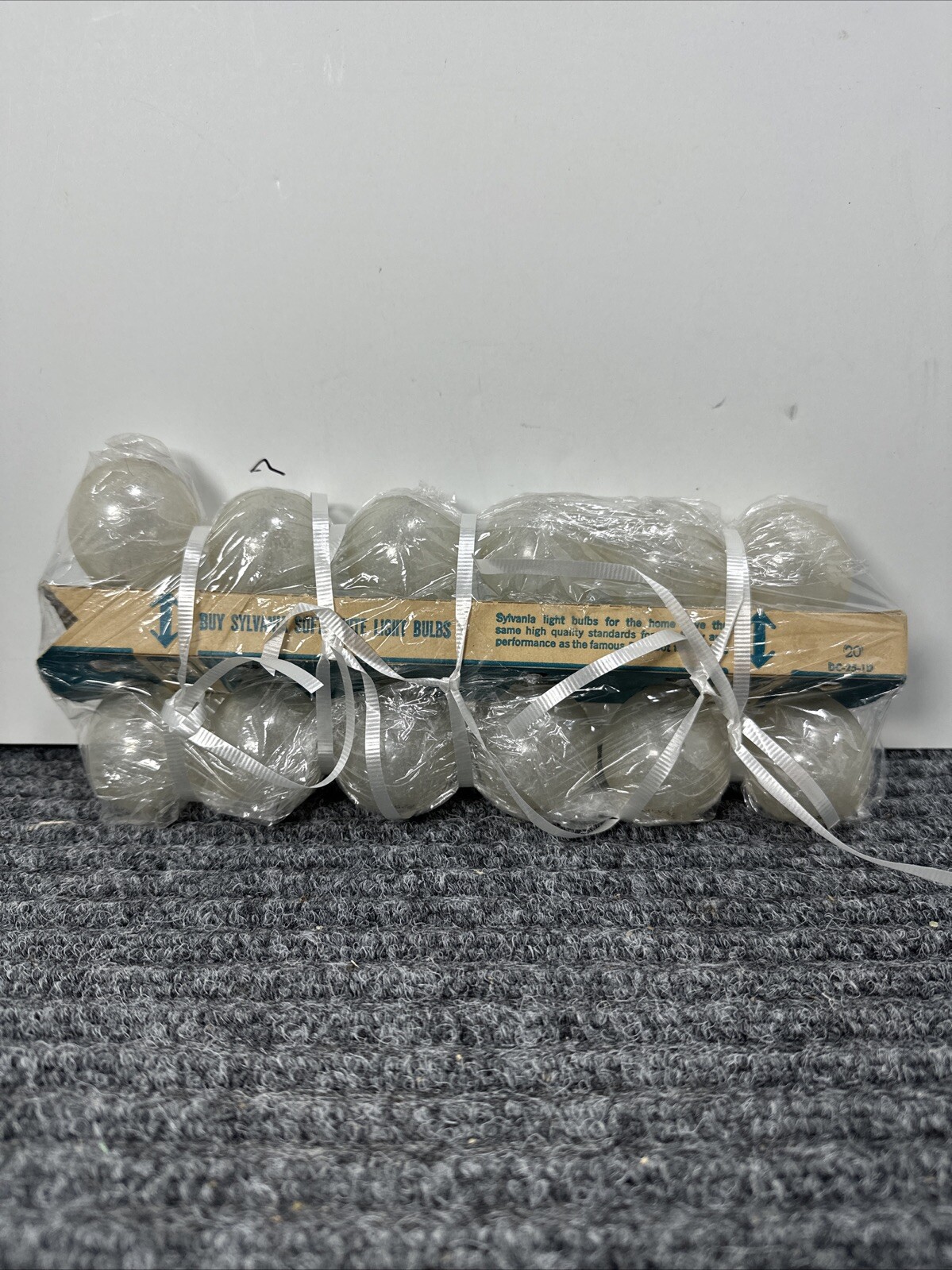 Sylvania Blue Dot Press 25B Vintage Flashbulb Photo Flash Bulbs, Set of 12