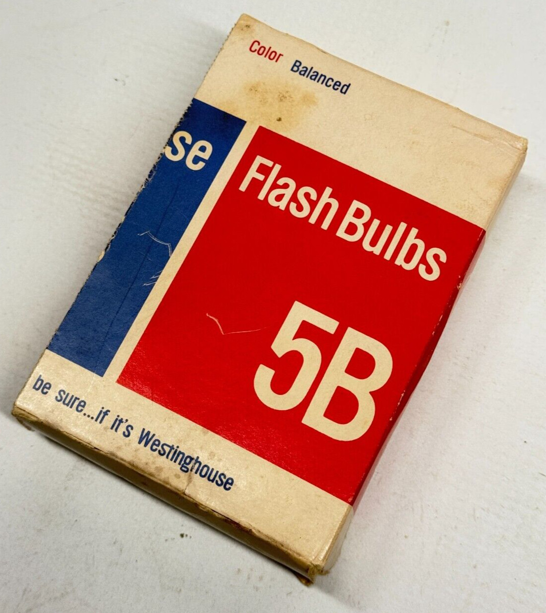 Vintage 5B Photography Flashbulbs 9 General Electric, 12 Westinghouse