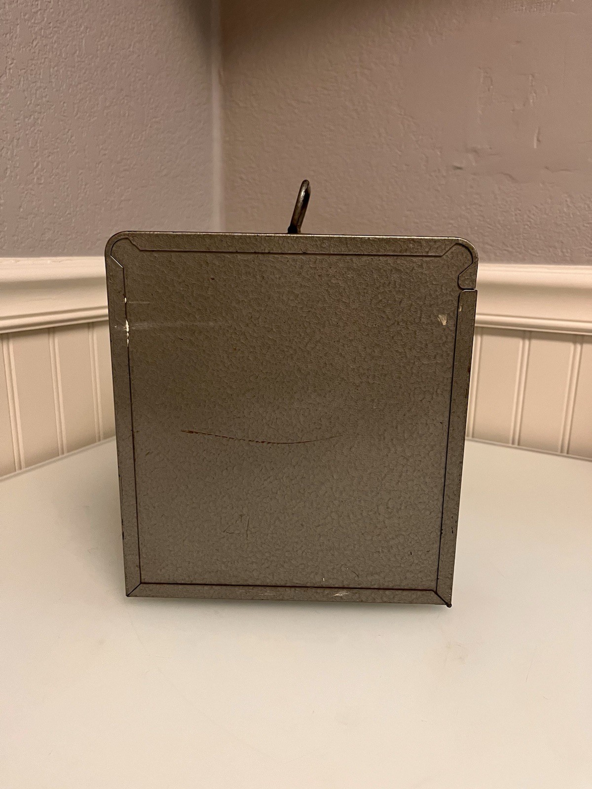 Brumberger Metal Divided 35 mm Slide Container Carrying Case