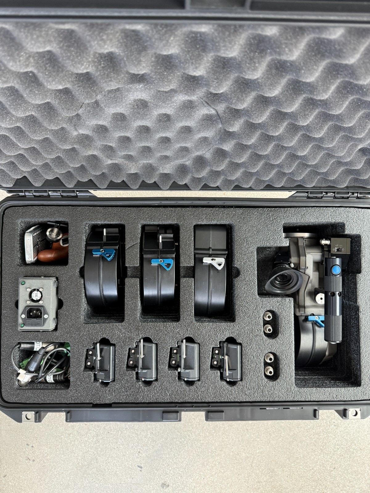 Aaton A-minima camera package – ready to shoot – recently tested – Super 16mm