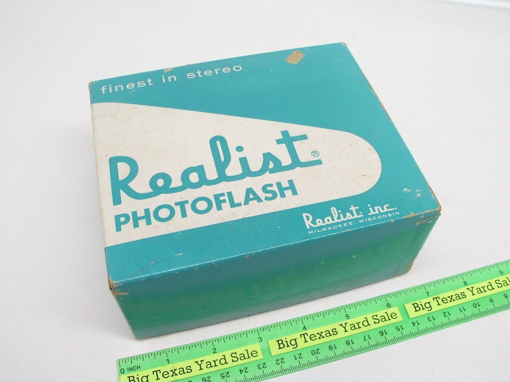 Realist Photoflash Reflector Attachment with Box Manual