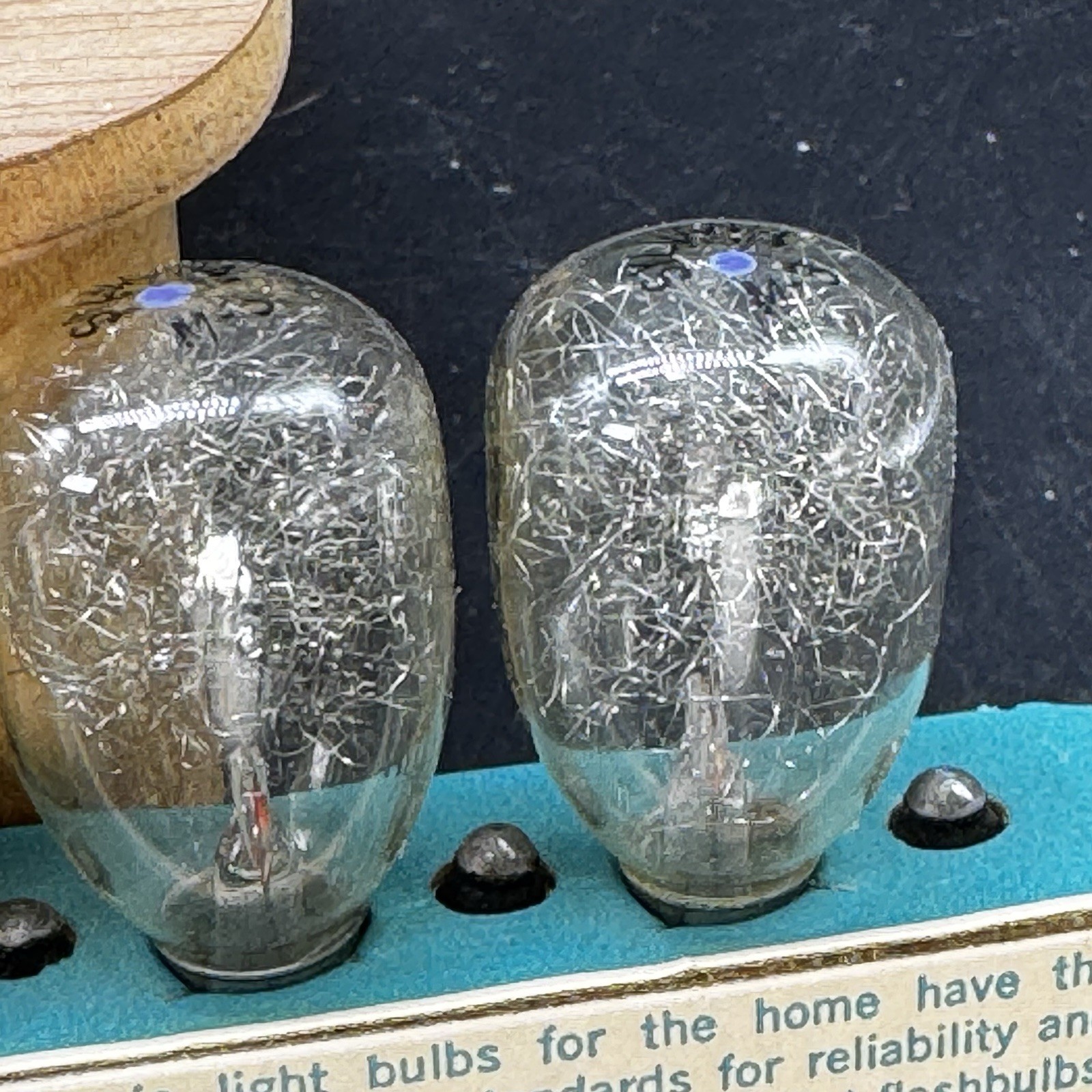 Sylvania M3 Blue Dot FlashBulbs 12 Clear Bulbs New Original Package Vtg 1960s