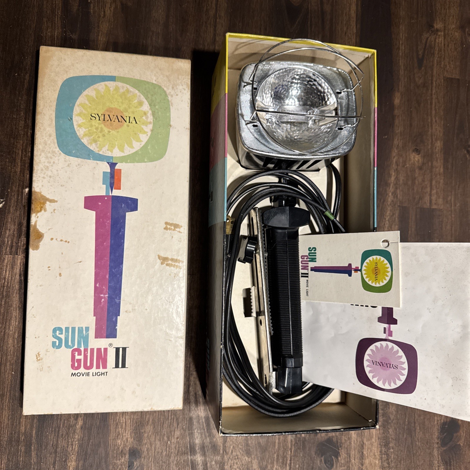 Vintage Sylvania Sun Gun II Movie Light w/Original Box Works Great! Model SG-55