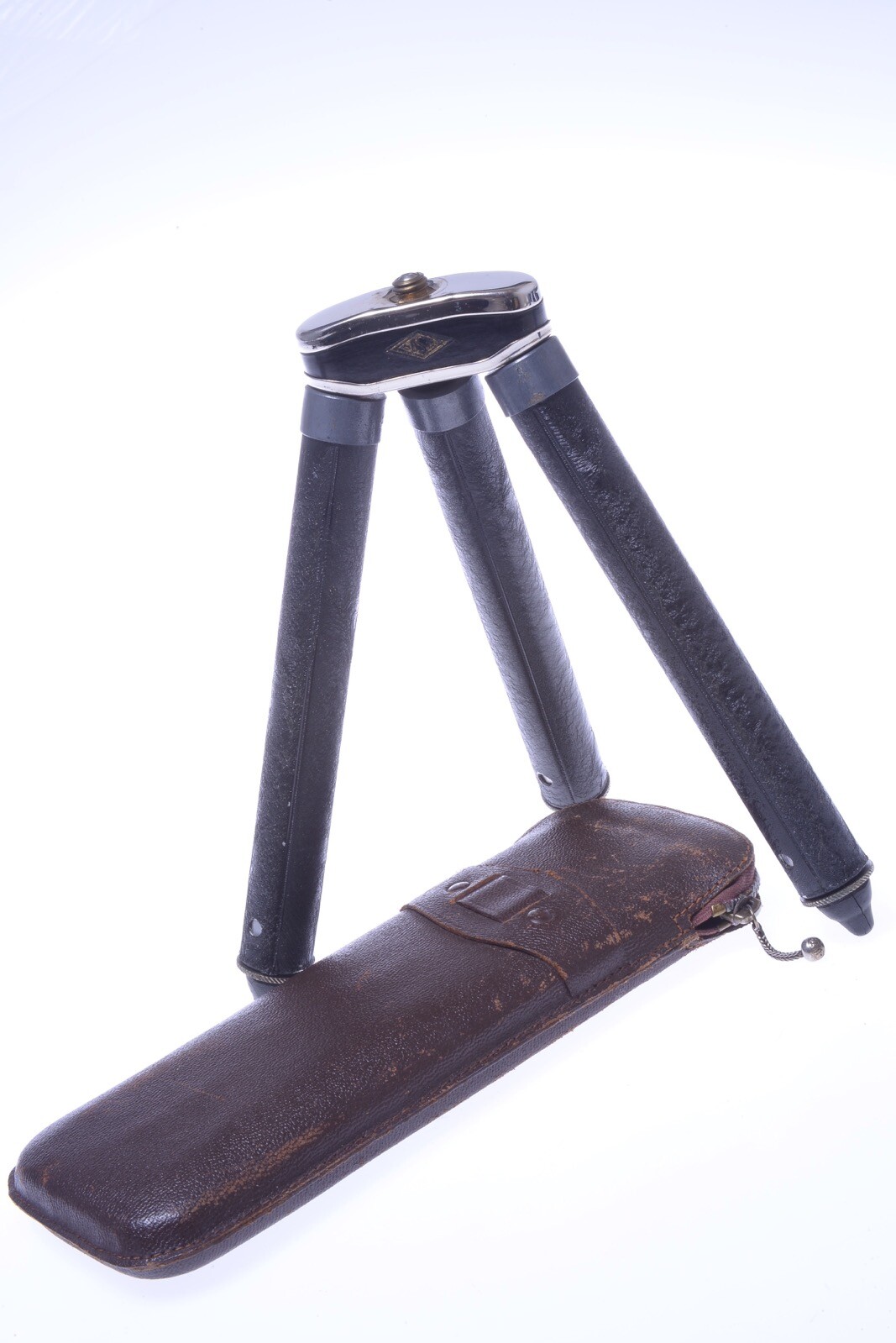 ✅ SUSIS TRIPOD MAX. 1.05M, 41” MIN. 18CM, 7.08″ FOR 3X4CM 127 ROLL FILM CAMERAS