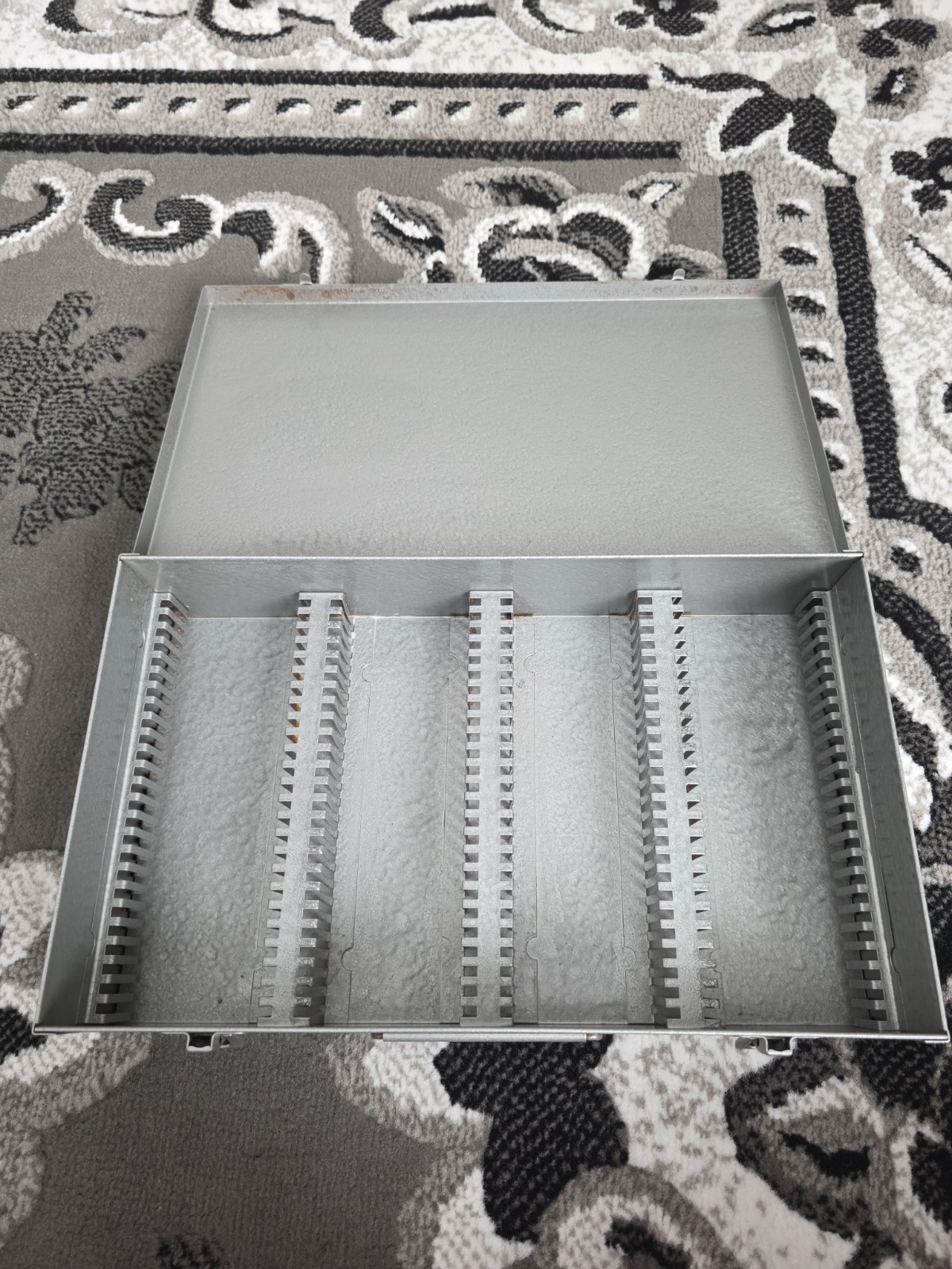 Vintage: Brumberger Photo Slide Metal Storage Case – with 84-Glass Case Slides
