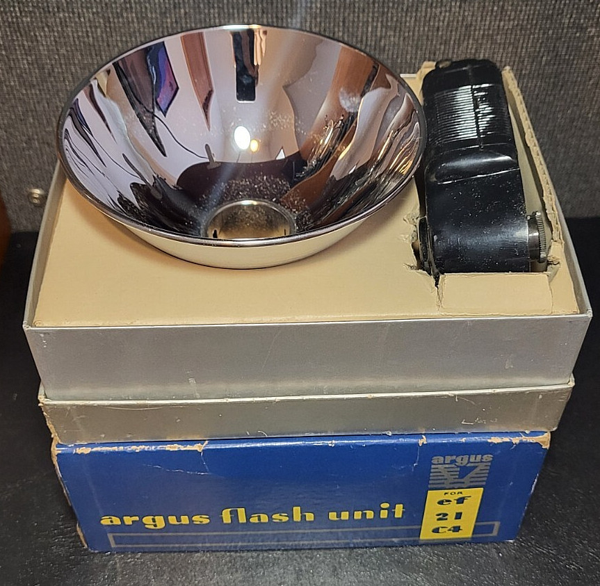 Vintage 1950s argus FLASH UNIT for C4, ef, 21 Cameras in Original Box
