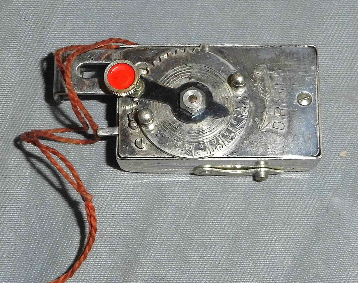 Self-Timer Haka Auto-Snap II, With Box And Instructions, Before 1930, Works