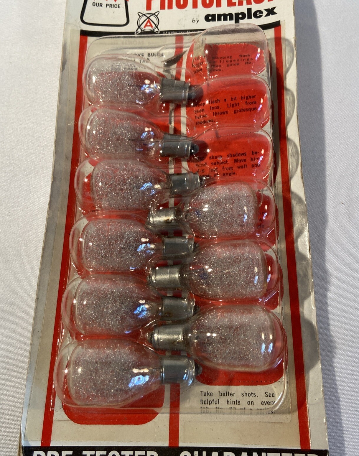 Vintage Lot Of 19 Amplex Photoflash Camera Flash Bulbs; 10 M2B Blue 9 M2 White.