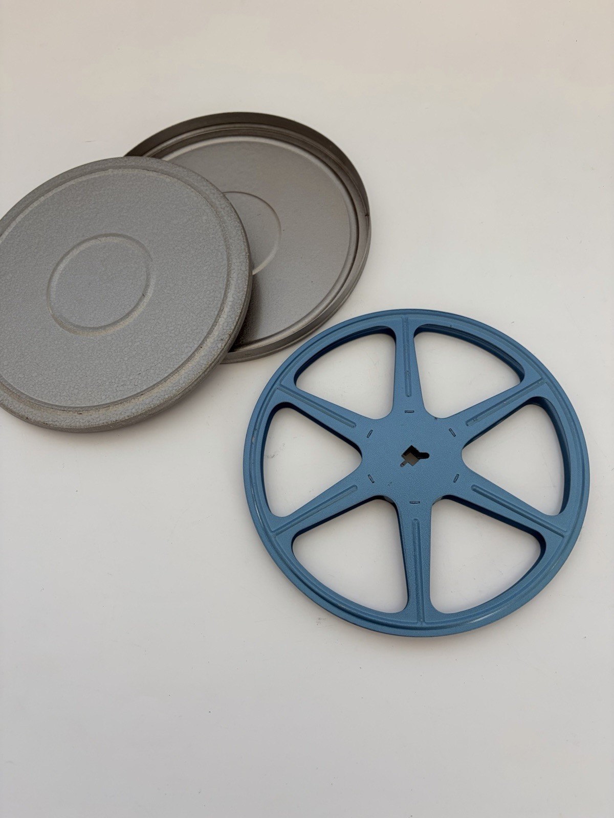 Vintage 8mm Movie Metal Film Reel With Canister 7 Inch 300’ Capacity Empty