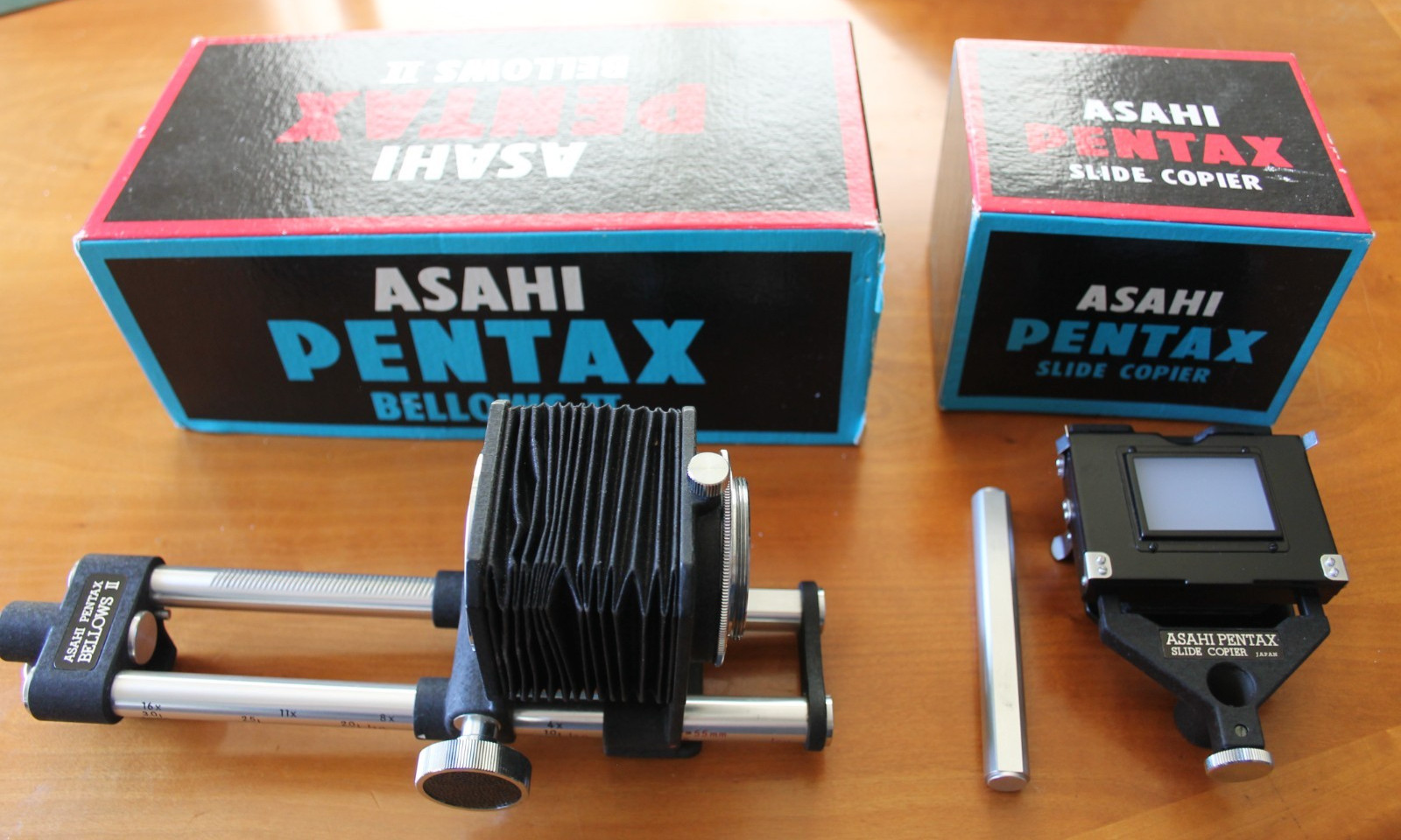 EUC Vintage ASAHI PENTAX 35mm BELLOWS II & SLIDE COPIER in boxes Made In Japan