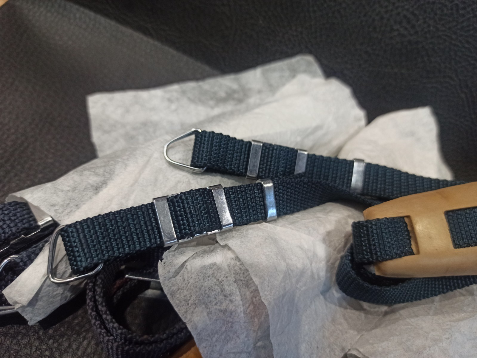 Original neck strap with fasteners for Kiev 6 19 shoulder pad medium format 1 ps