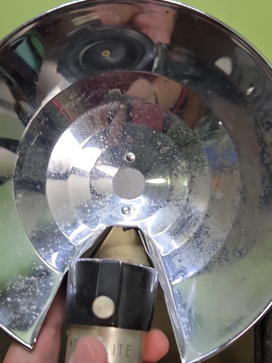 vintage Minicam Graflex flash handle with a reflector 2776