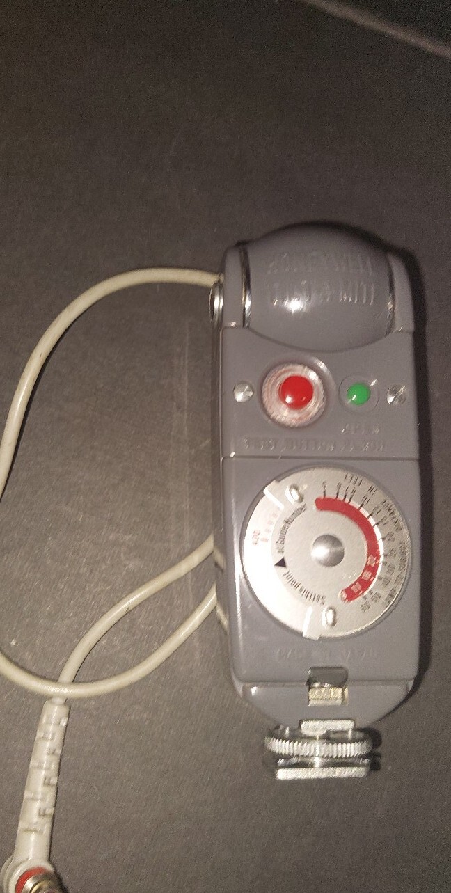 Vintage Honeywell Tilt-A-Mite Camera Flash Unit Very Good Condition