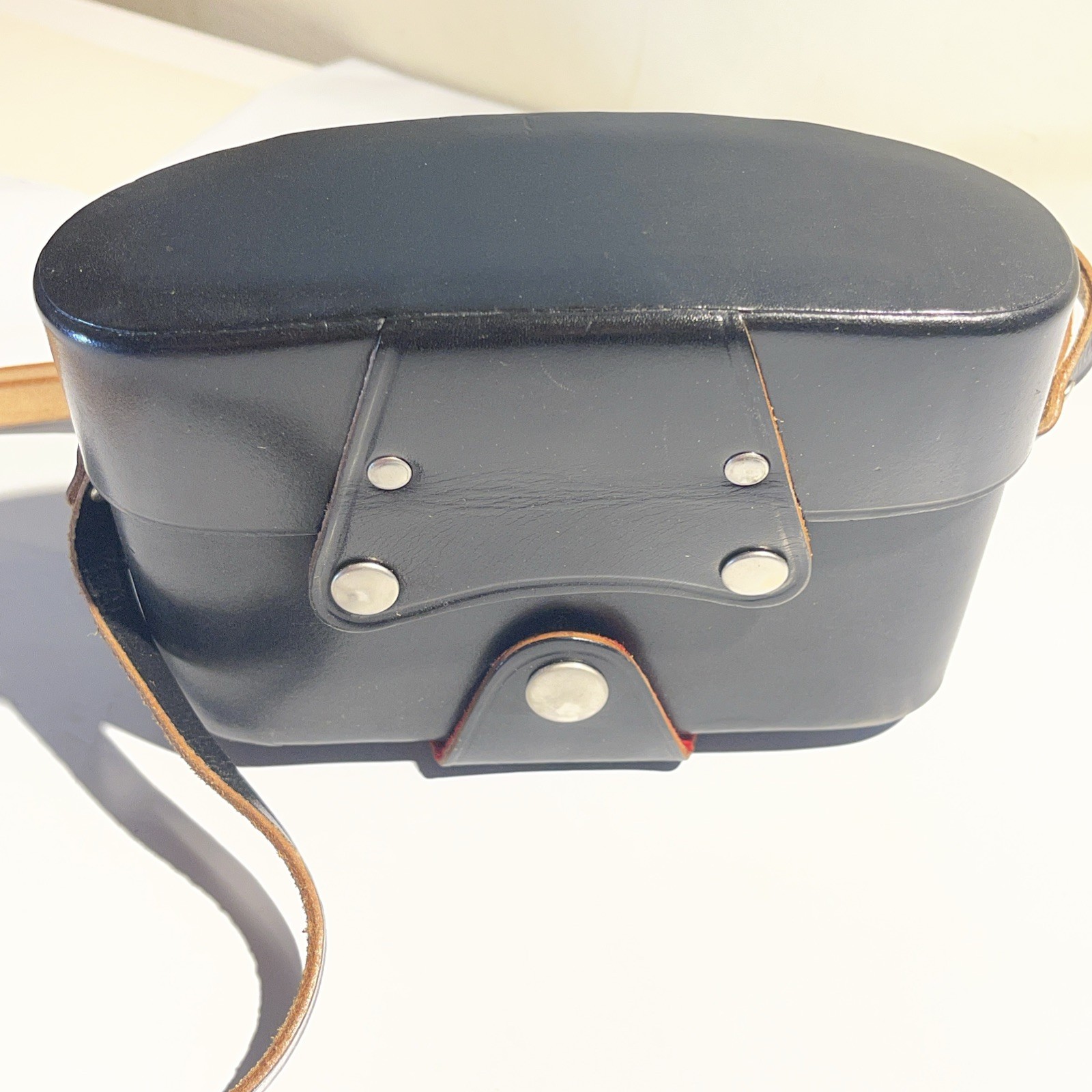 Vintage Exakta Ihagee Black Leather Case
