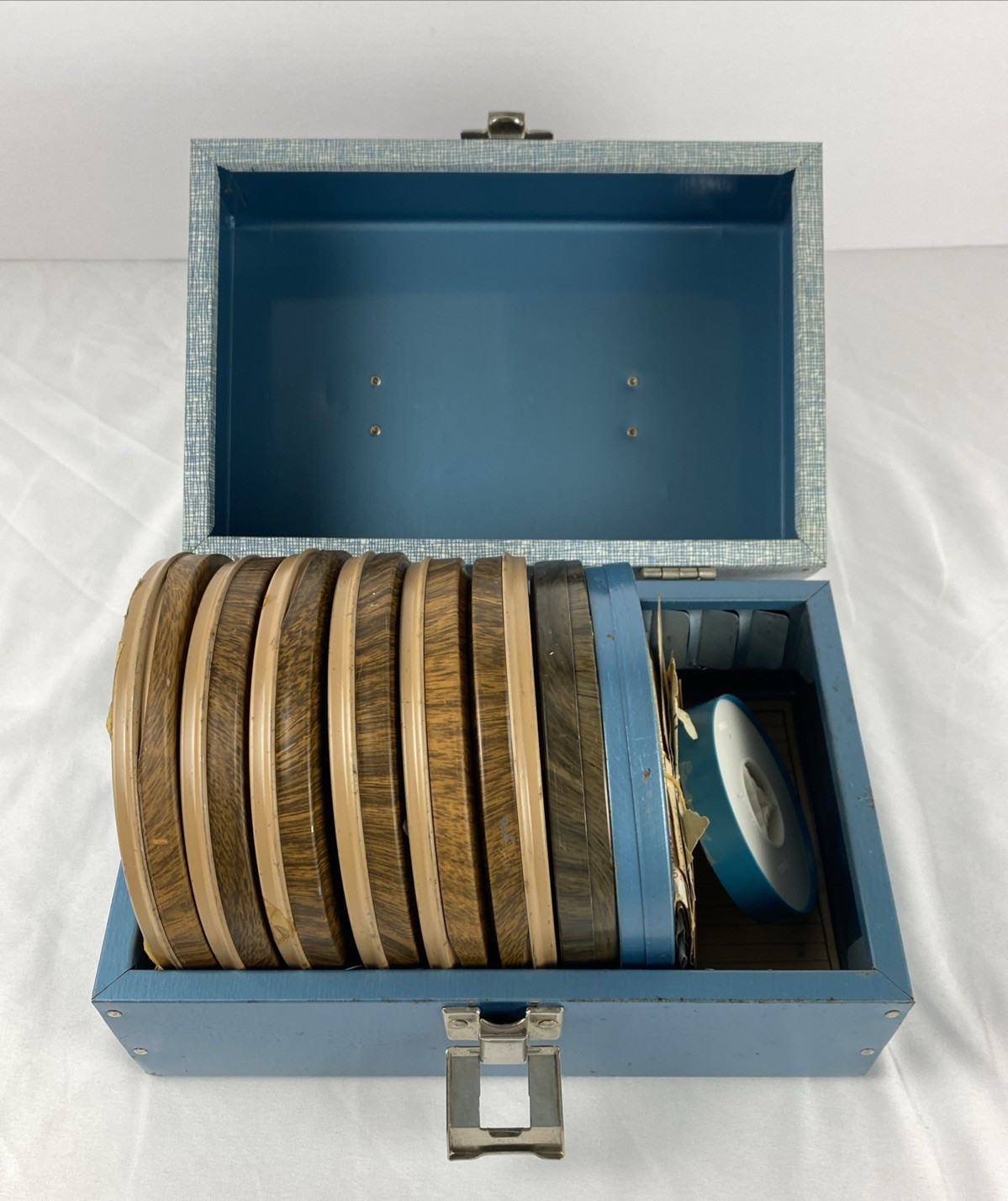 Bruce 5″ Reel 8mm Film Storage Case 12 Slot + 8 Full Reels w/Canisters Harwood
