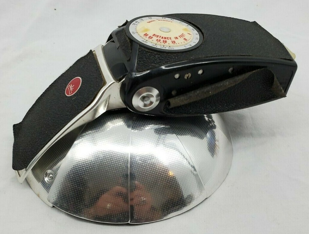 VINTAGE Walz Flash Master Camera Flash With Original Box Circa 1950’s