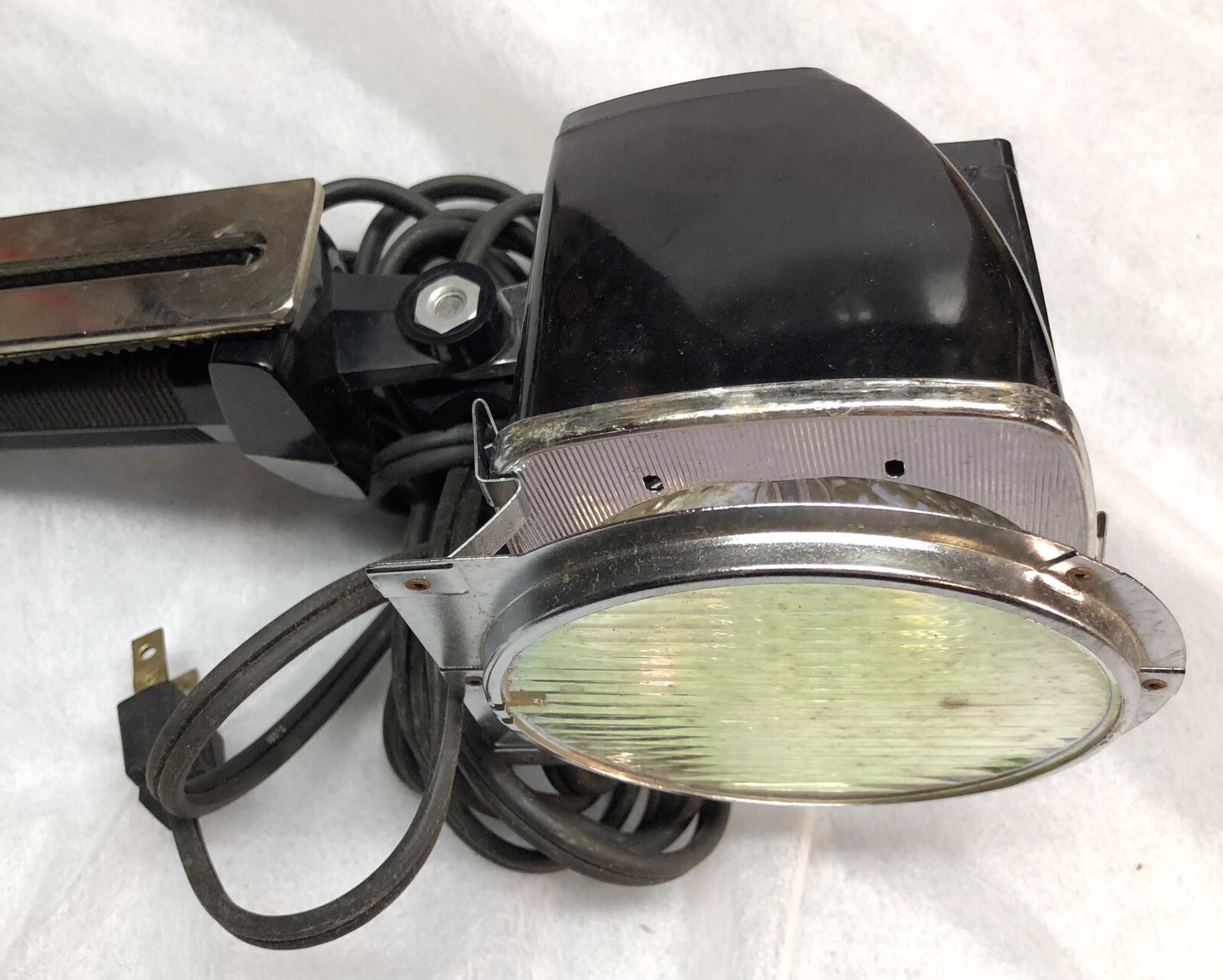 Vintage Sylvania SUN GUN II Movie Light Mountable/Handheld w/Case Filter Works!