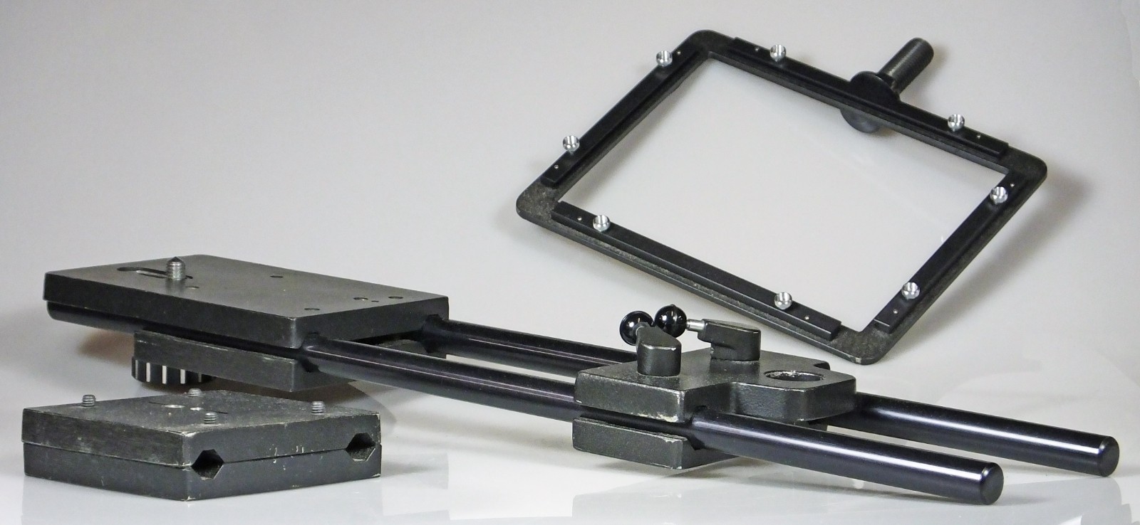 Bolex Light Optical Bench Long Lens Rod Support (SUTEL) – Incomplete