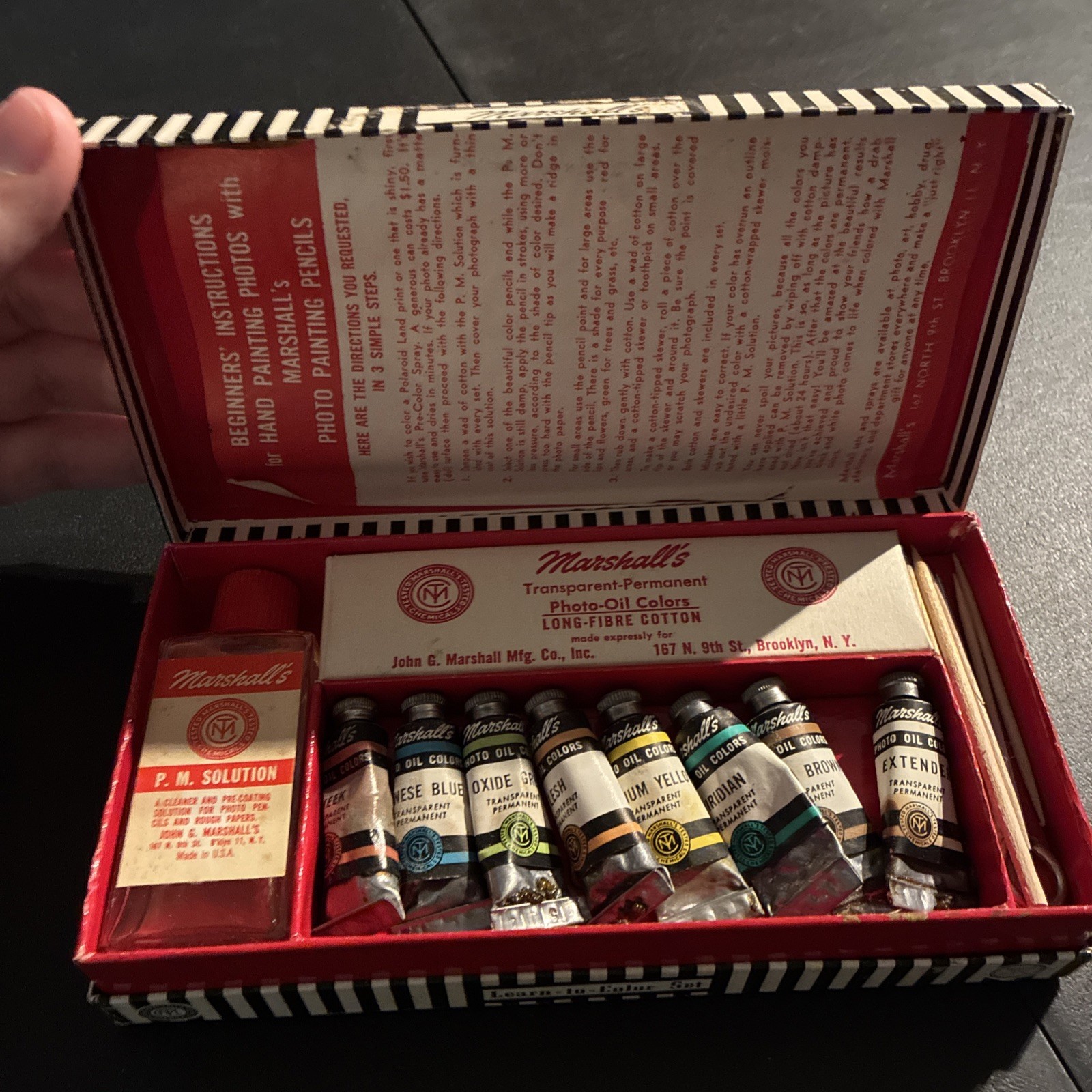 Vintage Marshall’s Photo Oil Colors Art Kit Hobby Prop – Partially Used